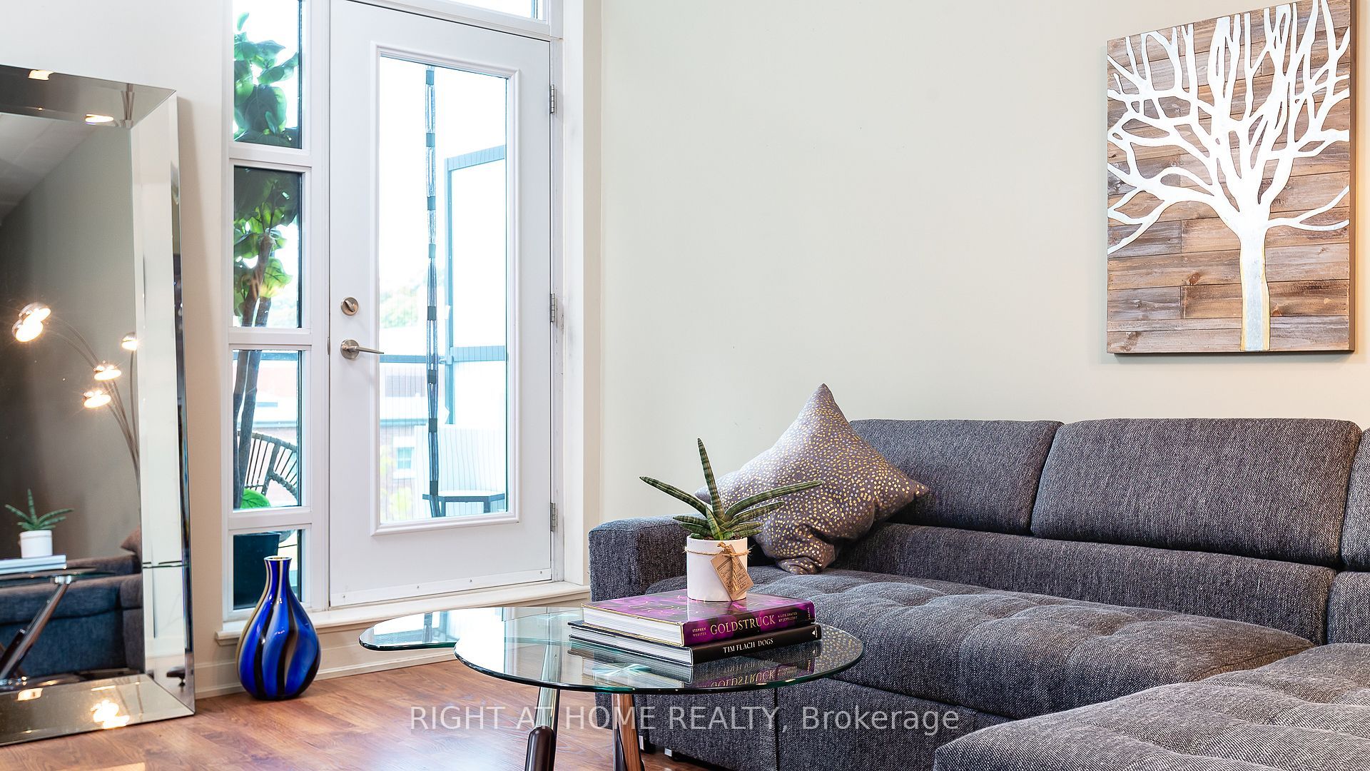 380 Macpherson Avenue 314, Toronto, ON M4V 3E3 photo 5