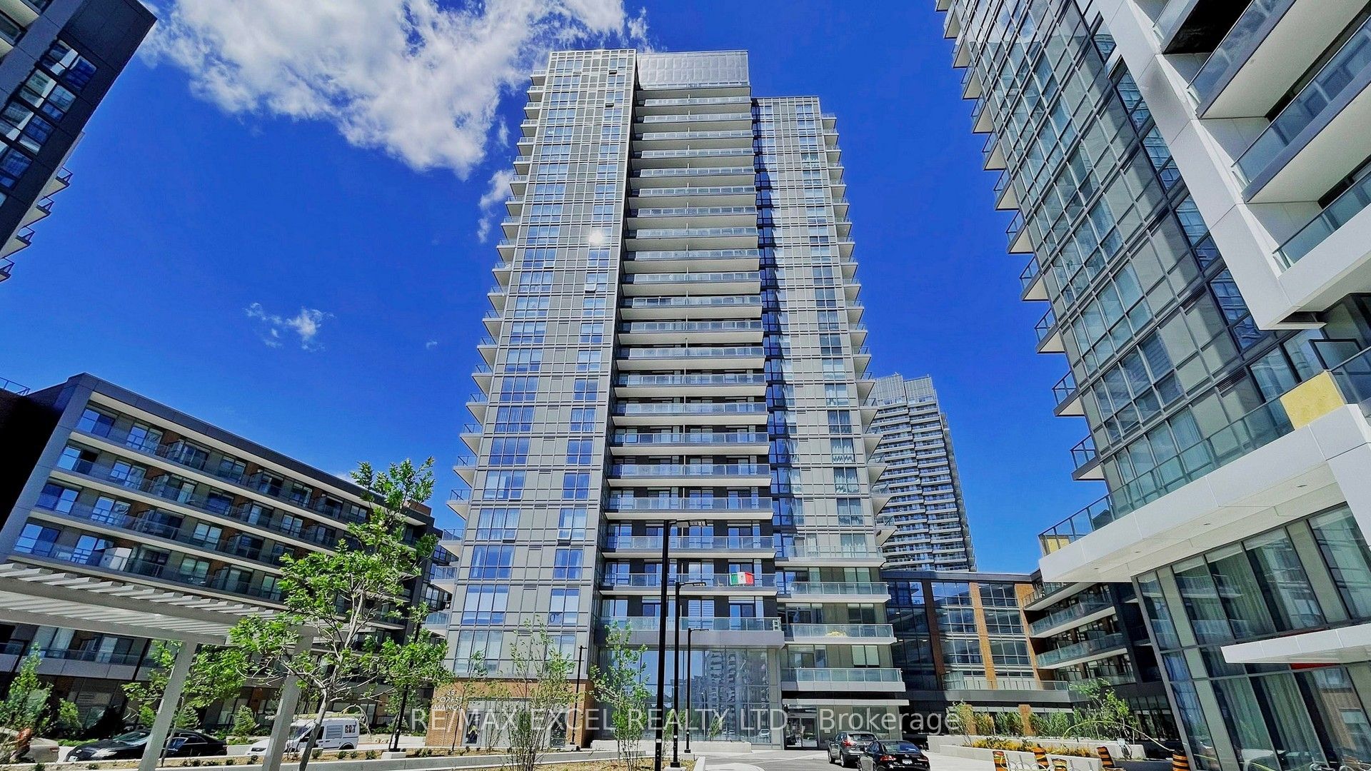 38 Forest Manor Road 2006, Toronto, ON M2J 0H4