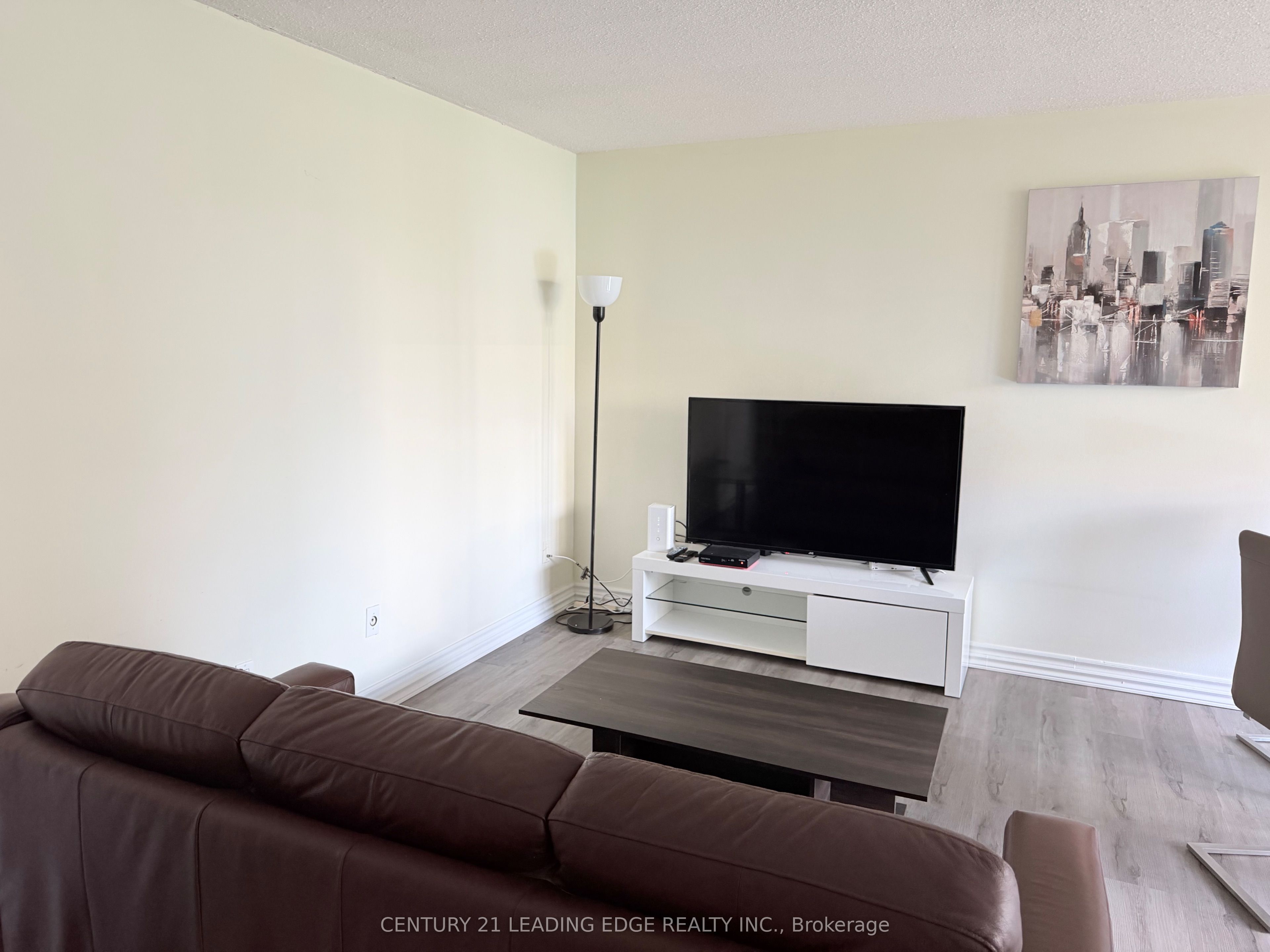 49 Mccaul Street 463, Toronto, ON M5T 2W7 photo 3