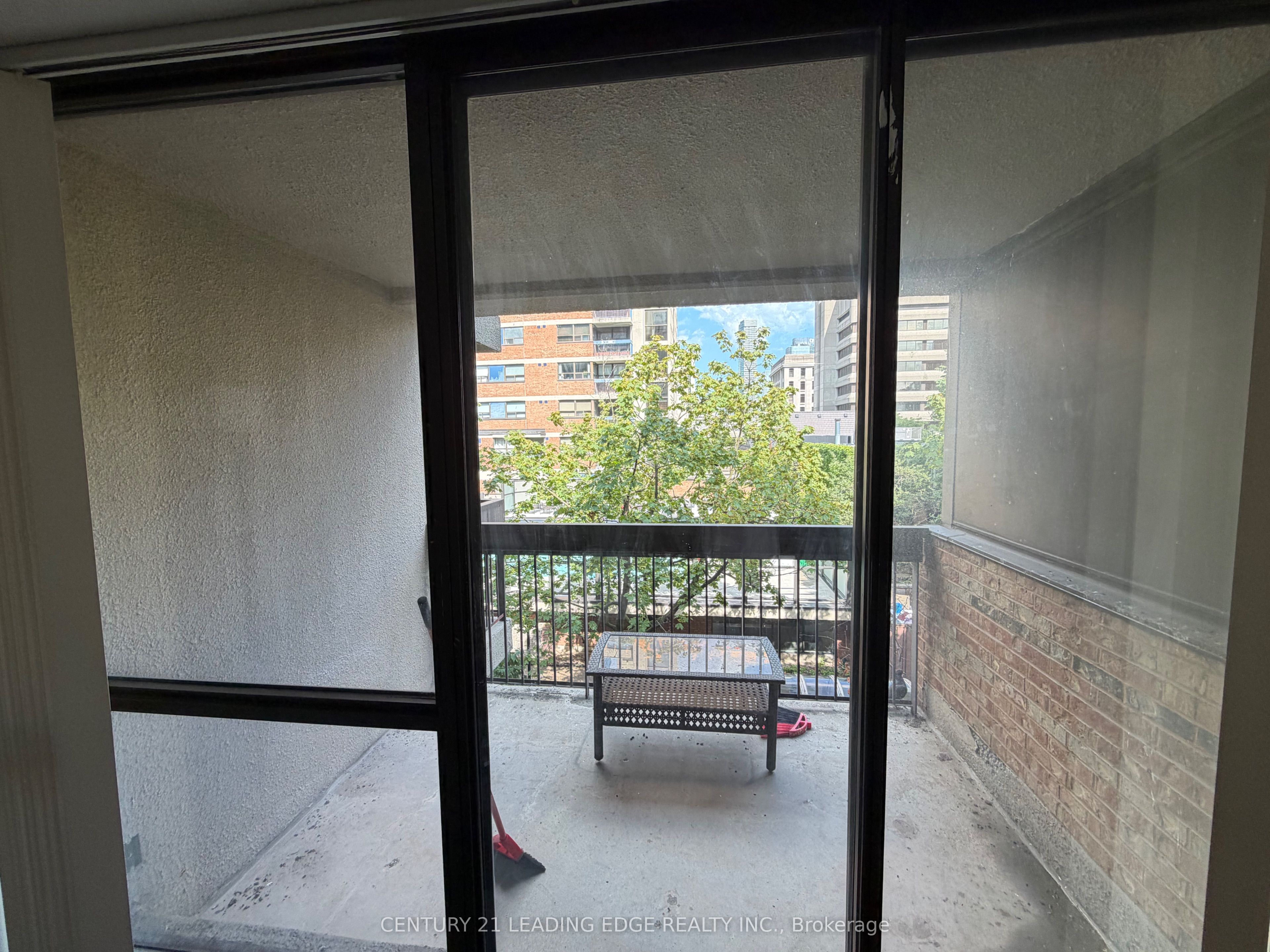 49 Mccaul Street 463, Toronto, ON M5T 2W7 photo 5