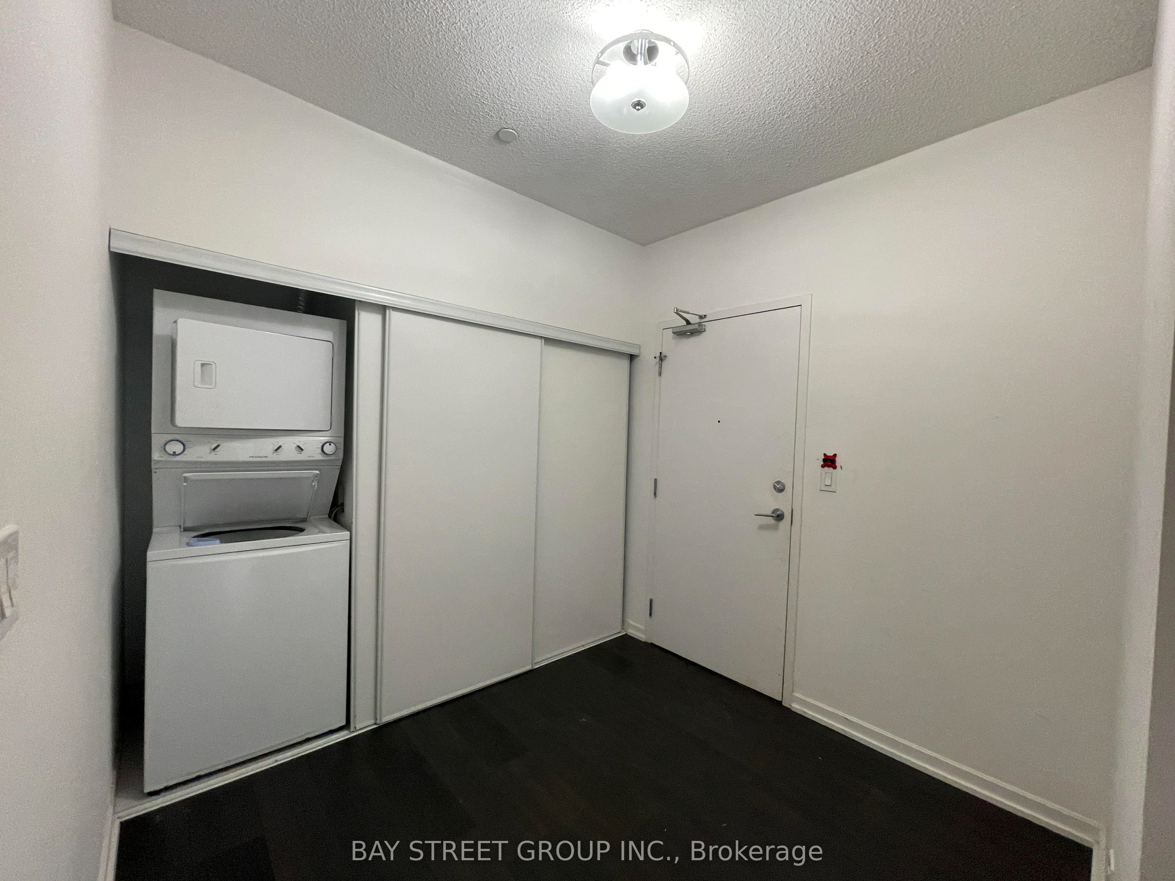 66 Forest Manor Road 212, Toronto, ON M2J 0B7 photo 2