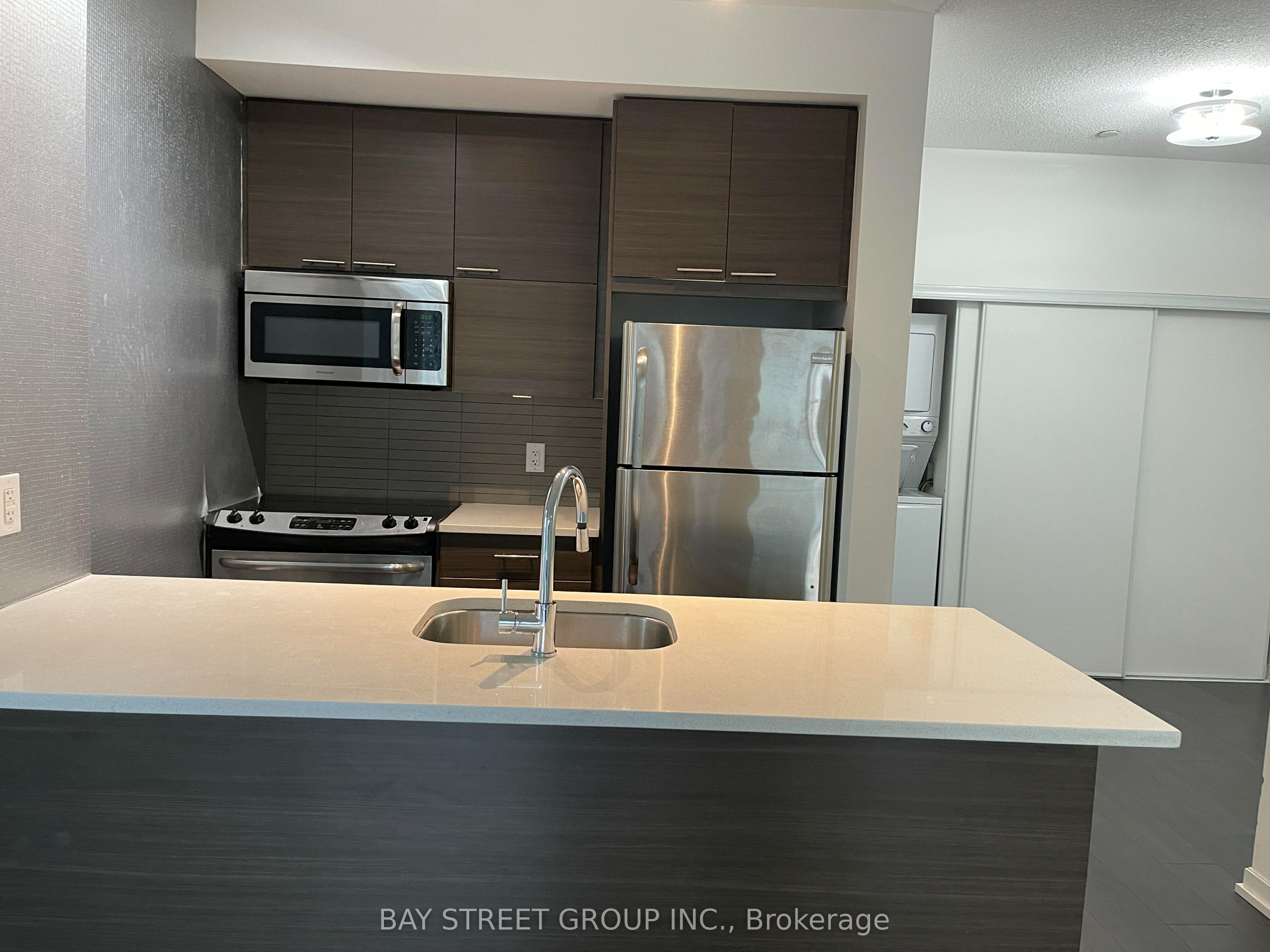 66 Forest Manor Road 212, Toronto, ON M2J 0B7 photo 4