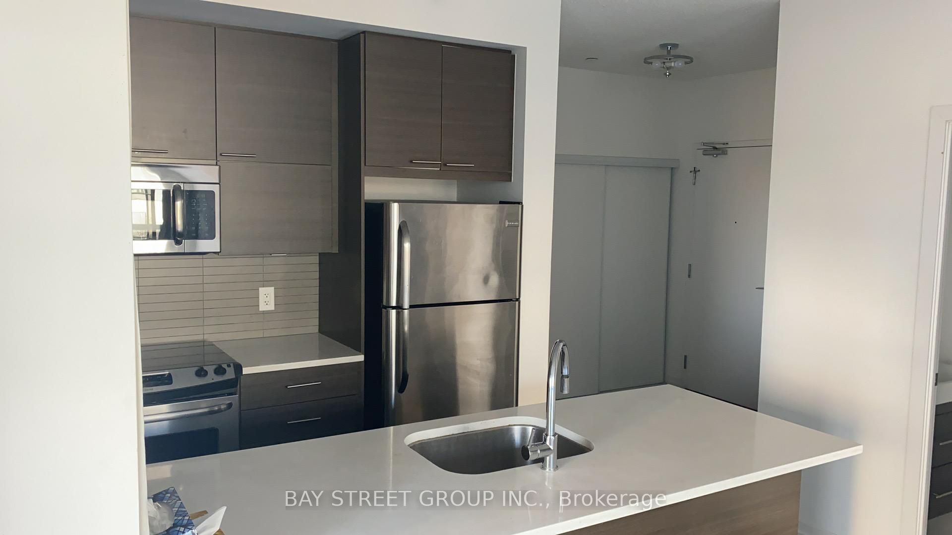 66 Forest Manor Road 212, Toronto, ON M2J 0B7 photo 5