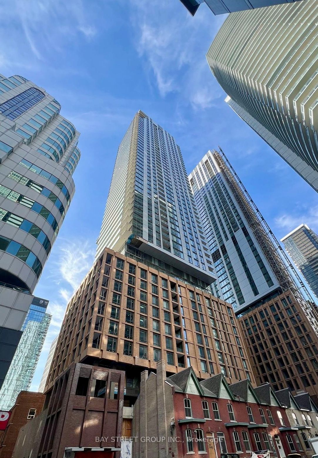 8 Widmer Street 3015, Toronto, ON M5V 2E7