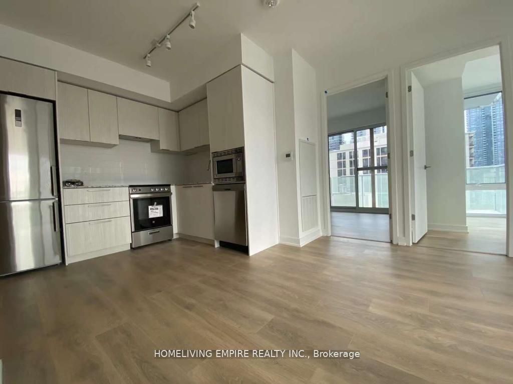 501 Yonge Street 1012, Toronto, ON M4Y 0G8 photo 3