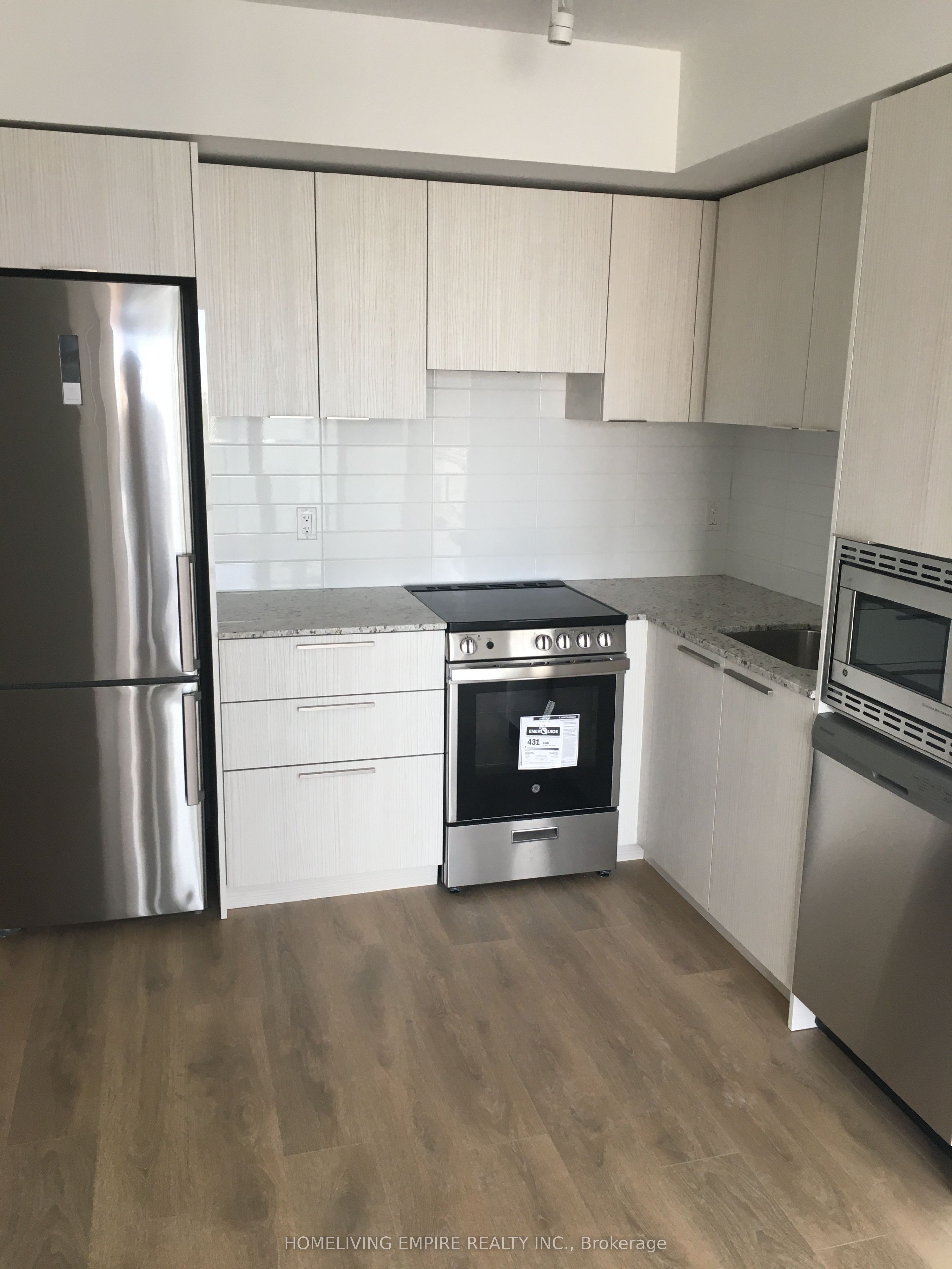 501 Yonge Street 1012, Toronto, ON M4Y 0G8 photo 4