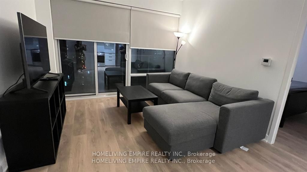 501 Yonge Street 1012, Toronto, ON M4Y 0G8 photo 5