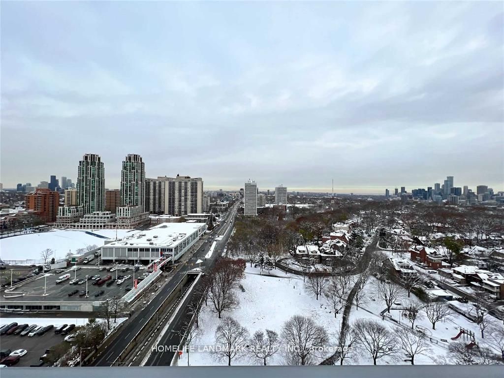 501 St Clair Avenue W 1604, Toronto, ON M5P 0A2 photo 5