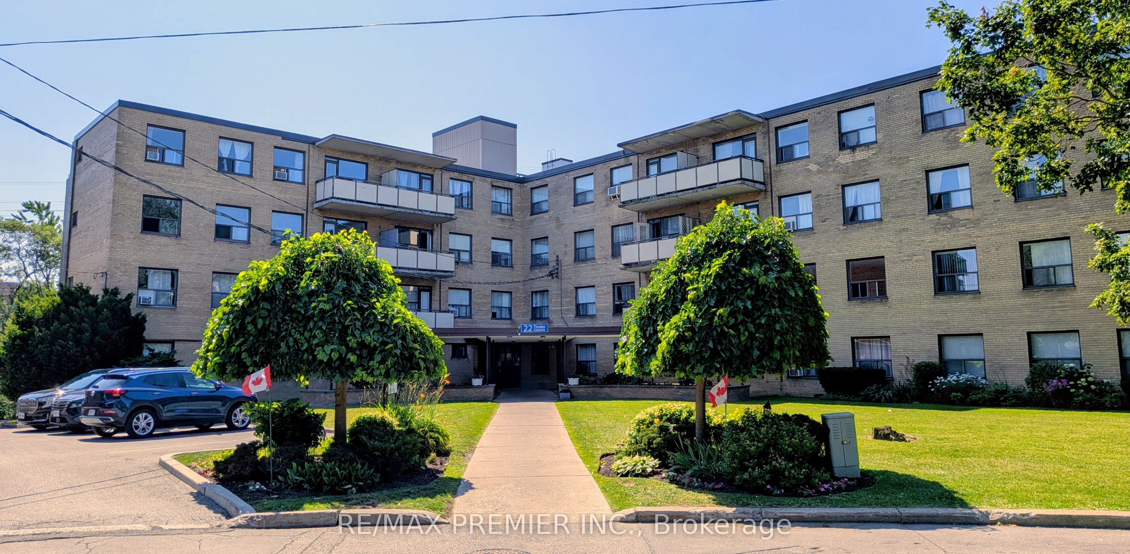 22 Tinder Crescent 104, Toronto, ON M4A 1L6