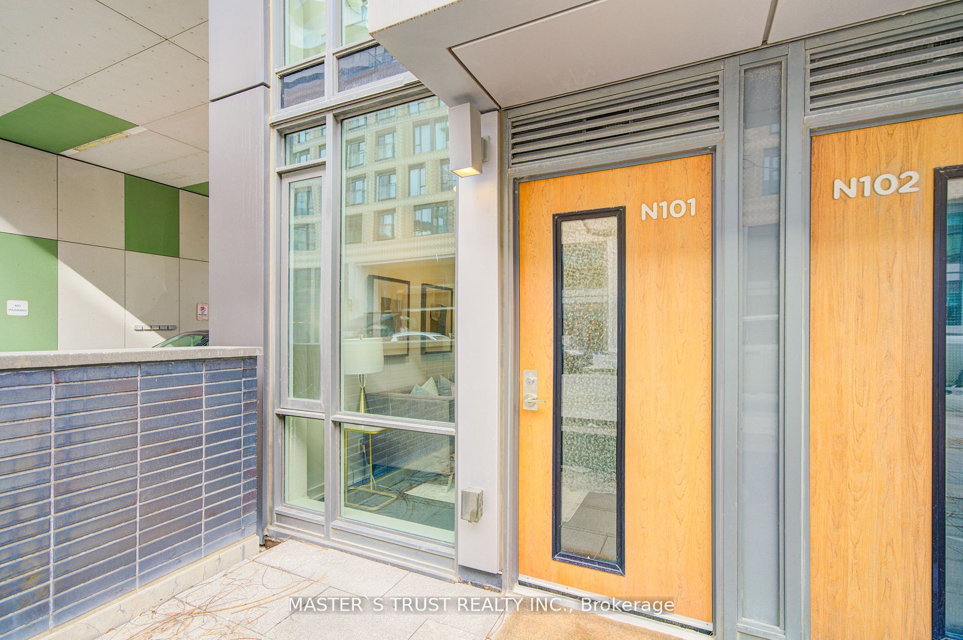 455 Front Street E N101, Toronto, ON M5A 1G9
