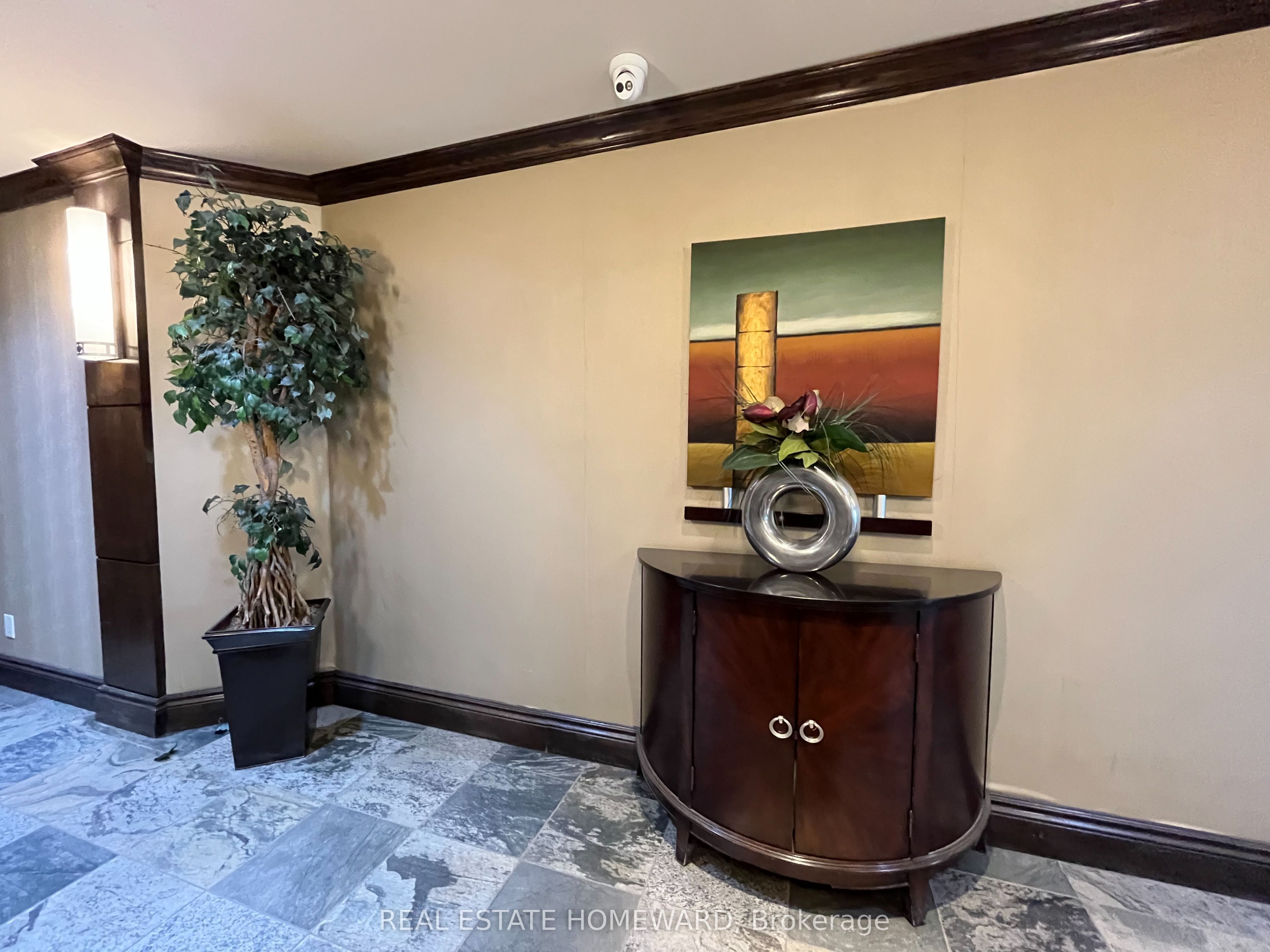 308 Palmerston Avenue 601, Toronto, ON M6J 3X9 photo 5