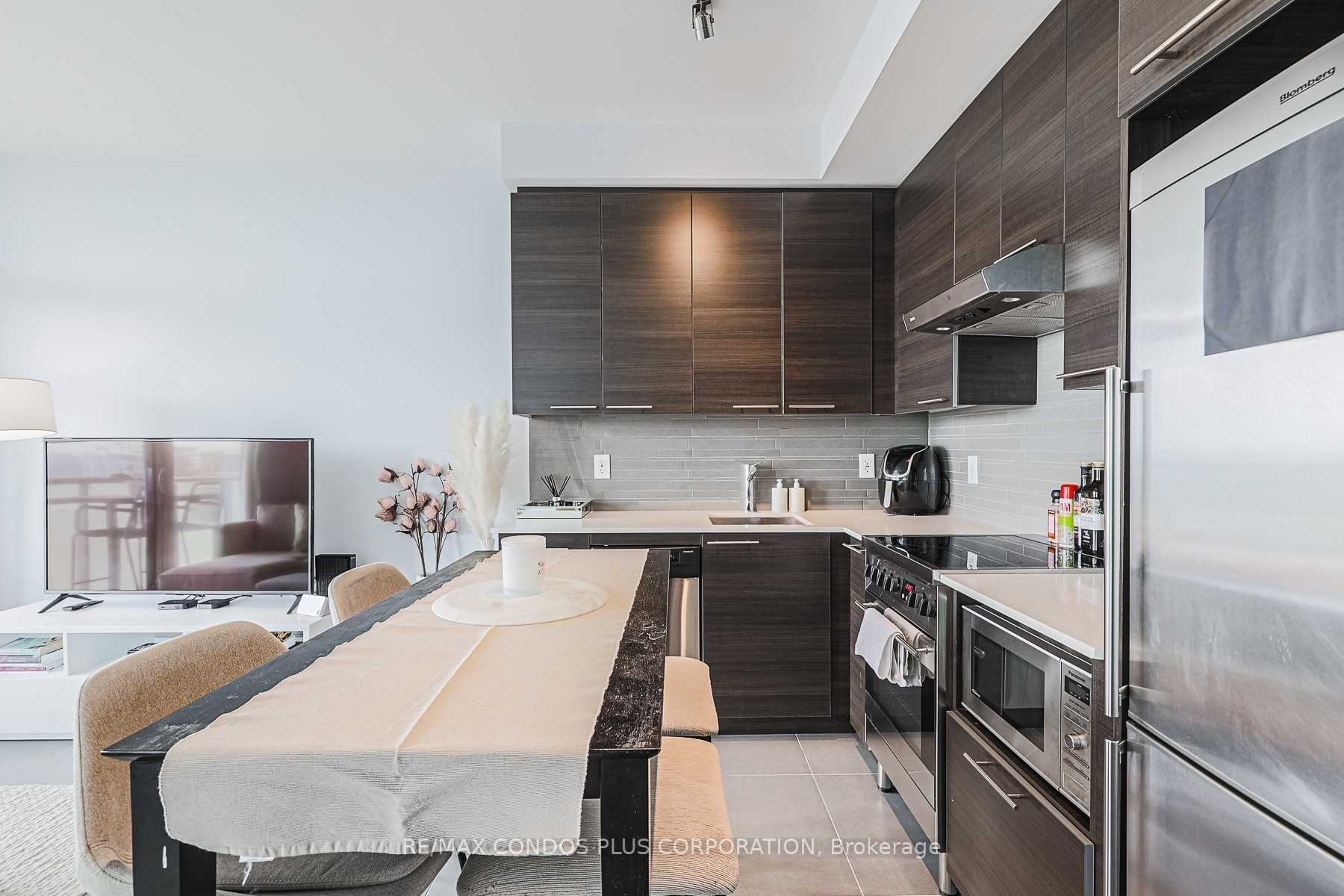 1 Market Street 2508, Toronto, ON M5E 0A2 photo 5