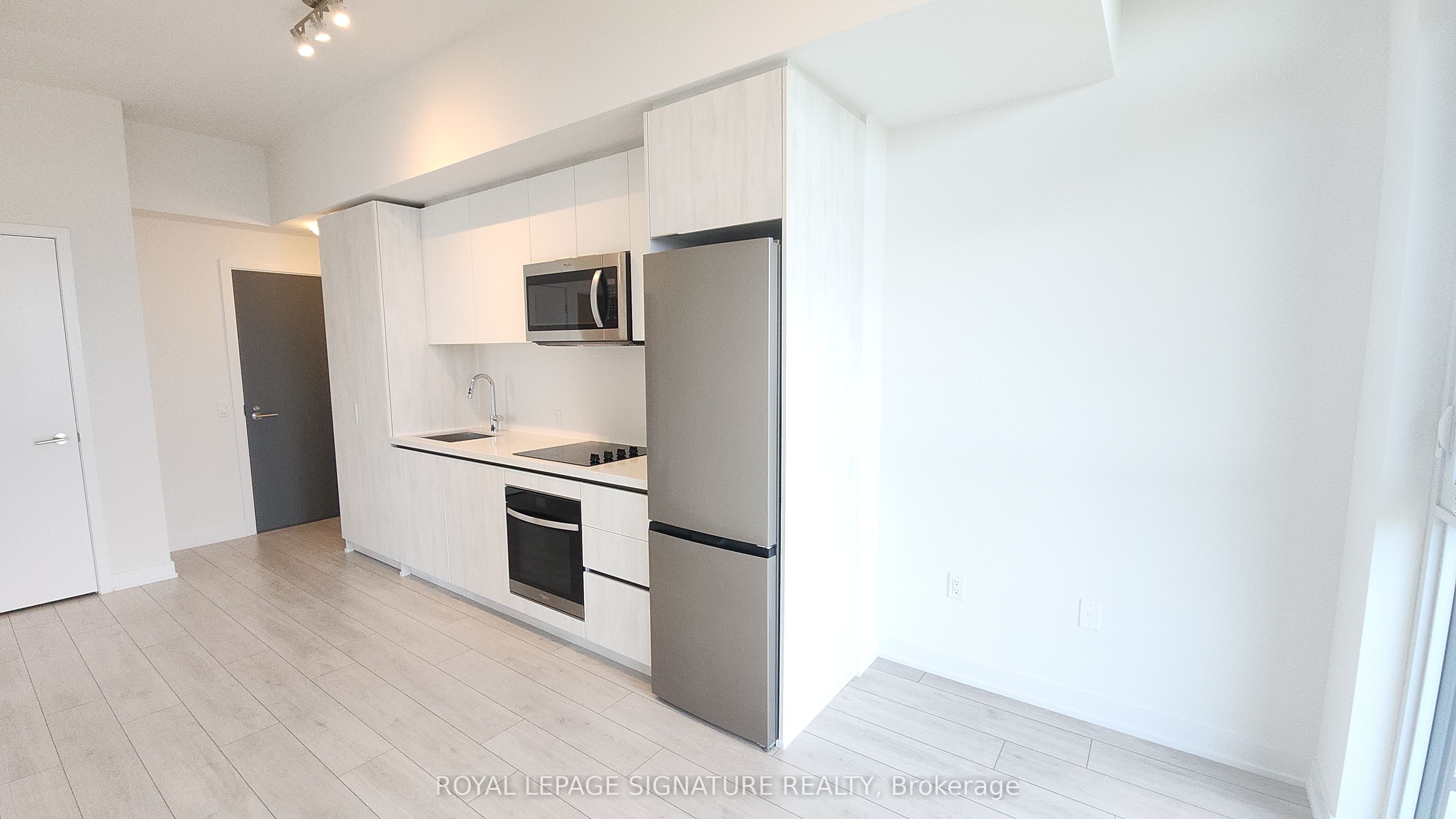 5858 YONGE Street LPH 05, Toronto, ON M2M 0C6 photo 2