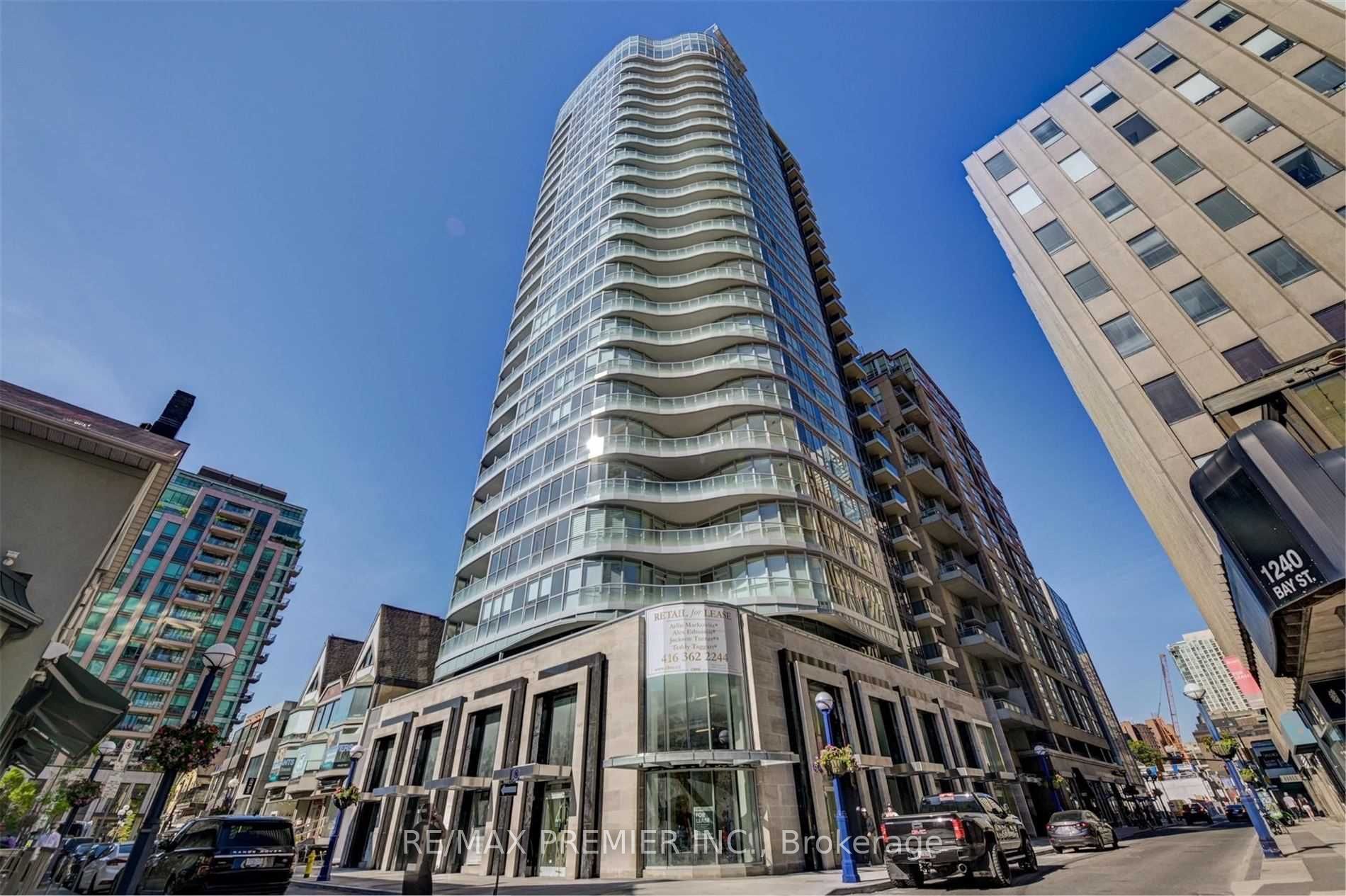 88 Cumberland Street 1805, Toronto, ON M5R 1B9