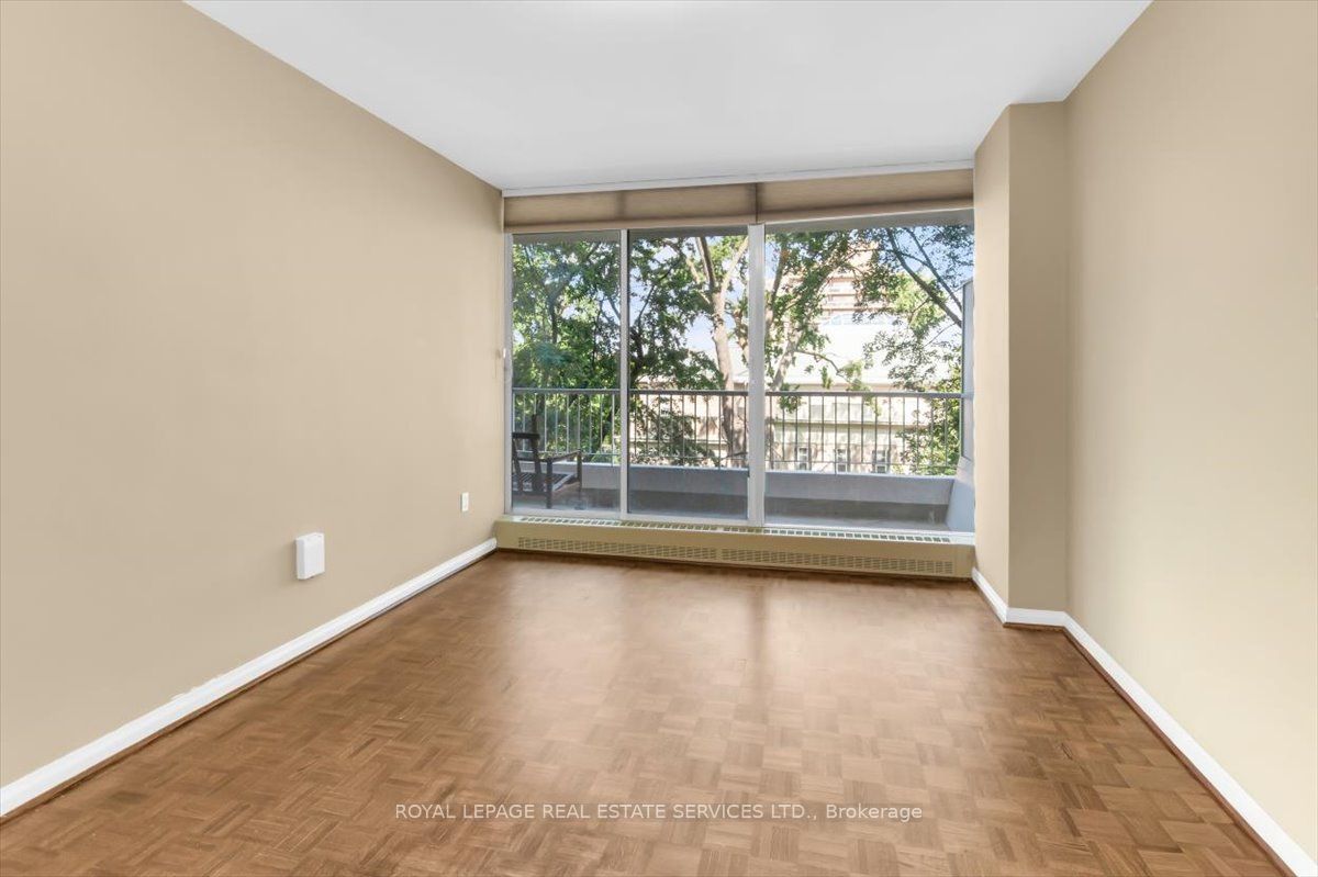 190 St George Street 501, Toronto, ON M5R 2N4 photo 5