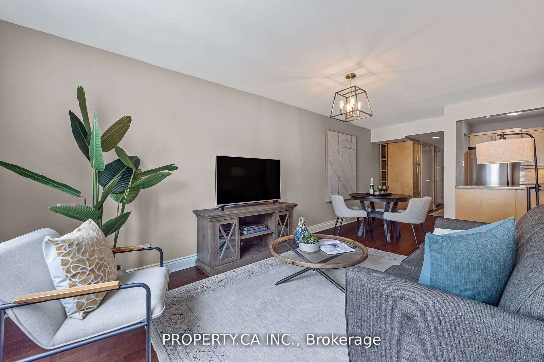 92 King Street E 708, Toronto, ON M5C 2V8 photo 3