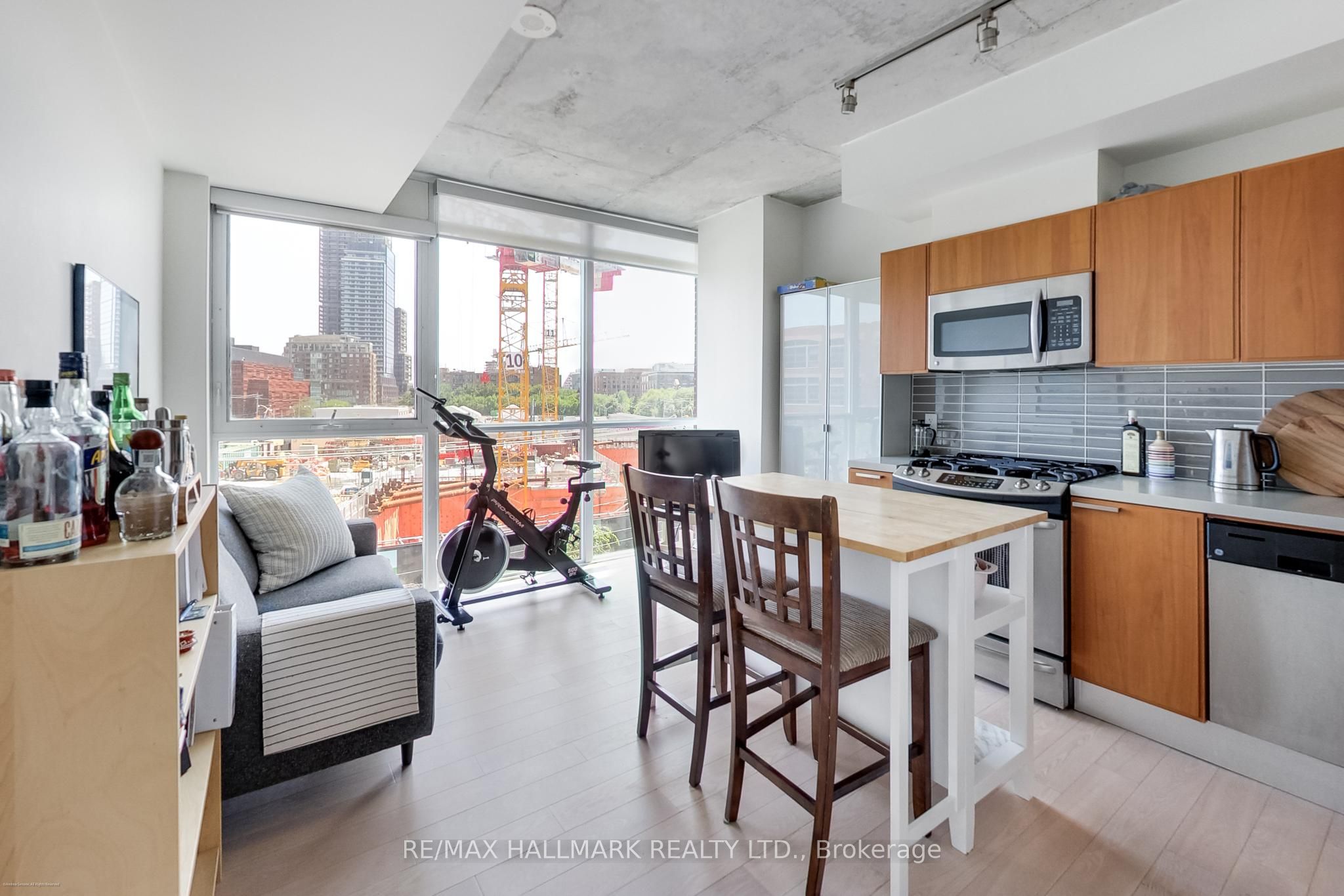 318 King Street E 317, Toronto, ON M5A 0C1