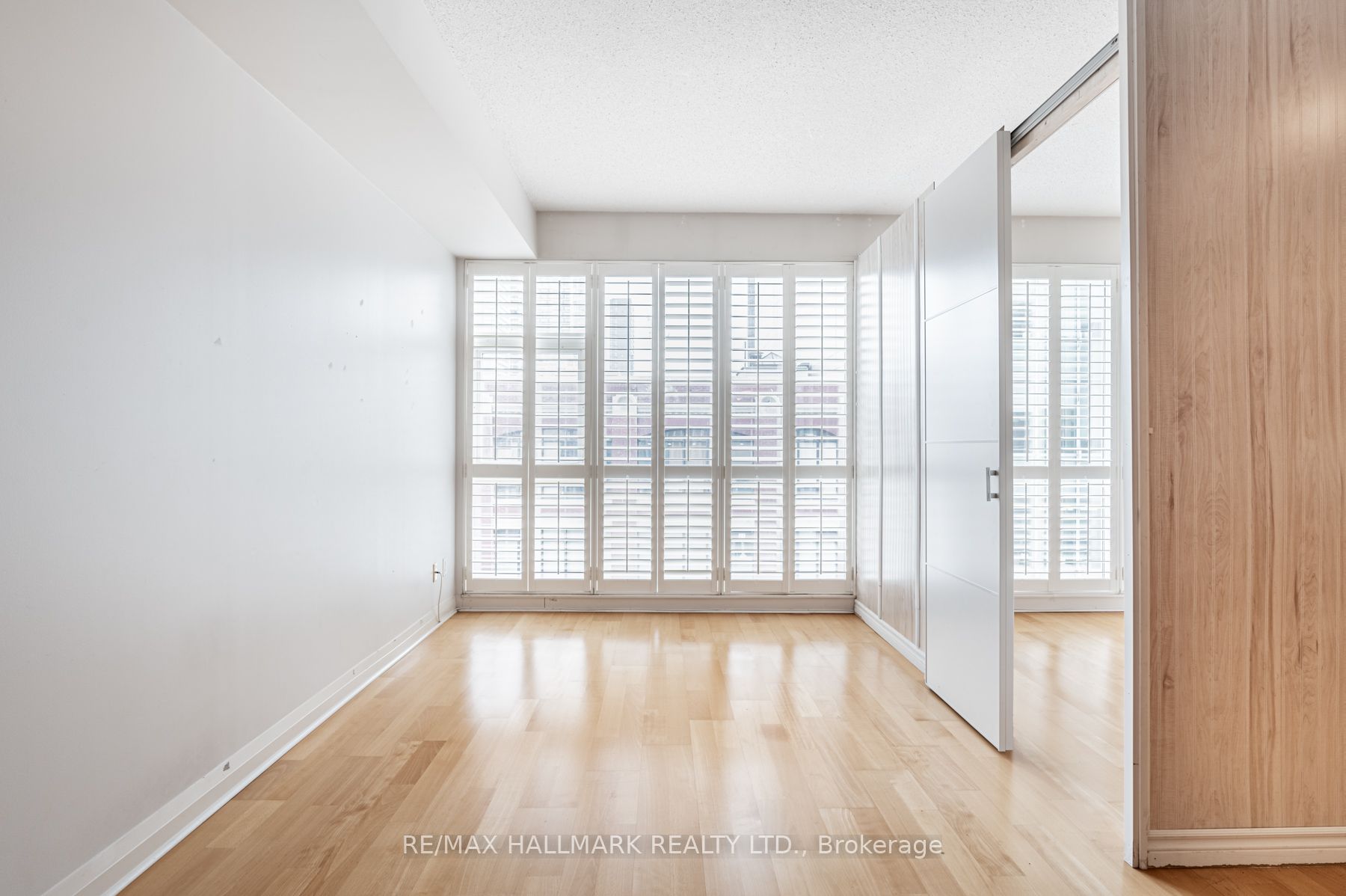 220 Victoria Street 701, Toronto, ON M5B 2R6 photo 5
