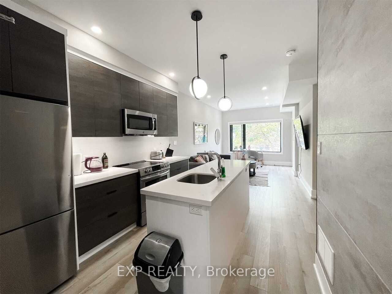 271 Ontario Street 1, Toronto, ON M5A 2V6 photo 4