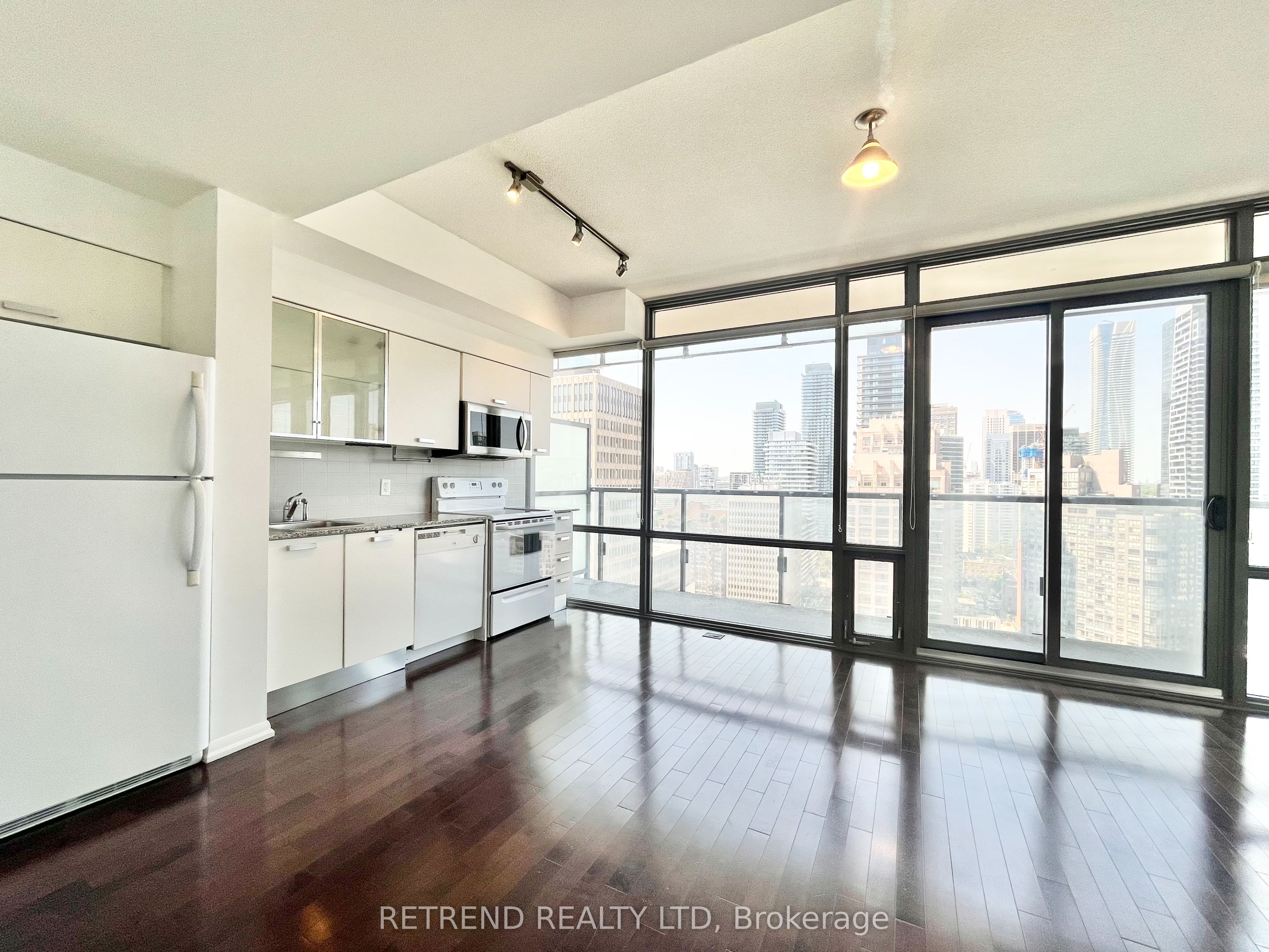 37 Grosvenor Street 2705, Toronto, ON M4Y 3G5 photo 4