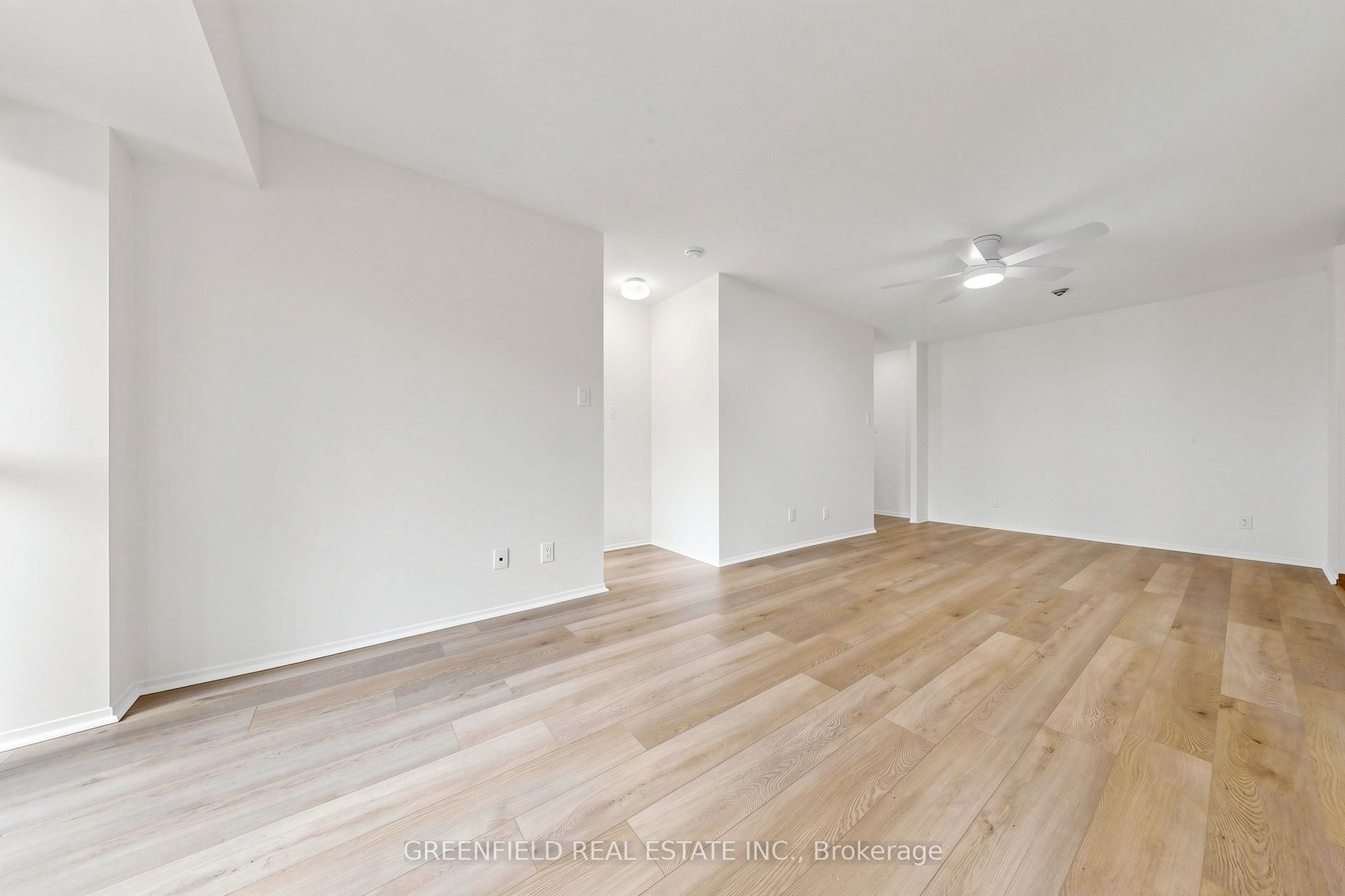 897 Sheppard Avenue W 205, Toronto, ON M3H 2T4 photo 5