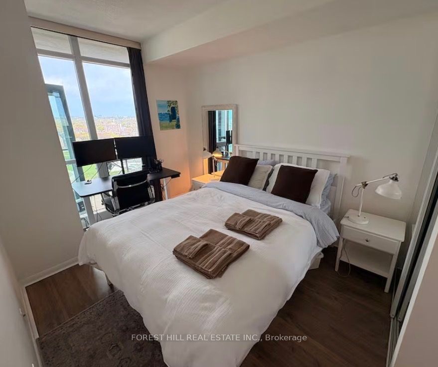231 Fort York Boulevard 2507, Toronto, ON M5V 1B2 photo 2