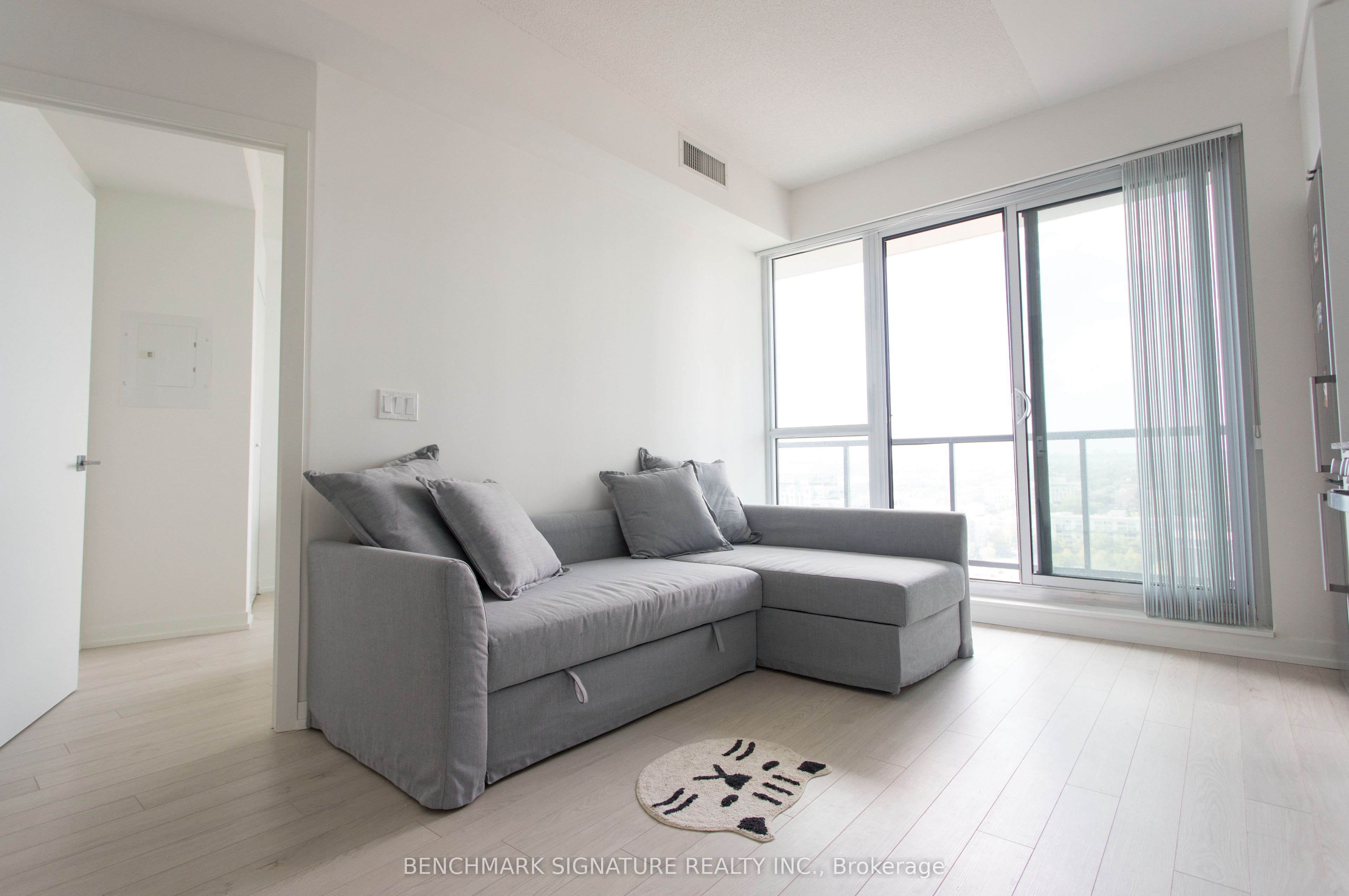 49 East Liberty Street 1710, Toronto, ON M6K 0B2 photo 3