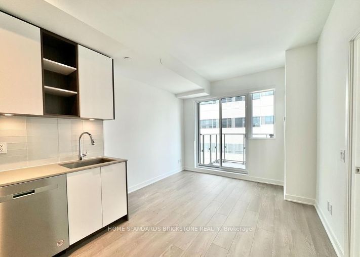 543 Richmond Street W 933, Toronto, ON M5V 1Y6 photo 2