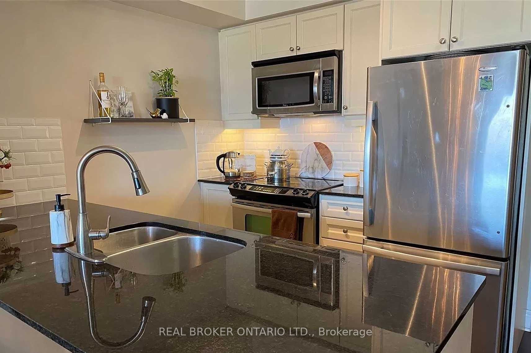 701 Sheppard Avenue W 510, Toronto, ON M3H 2S6 photo 2