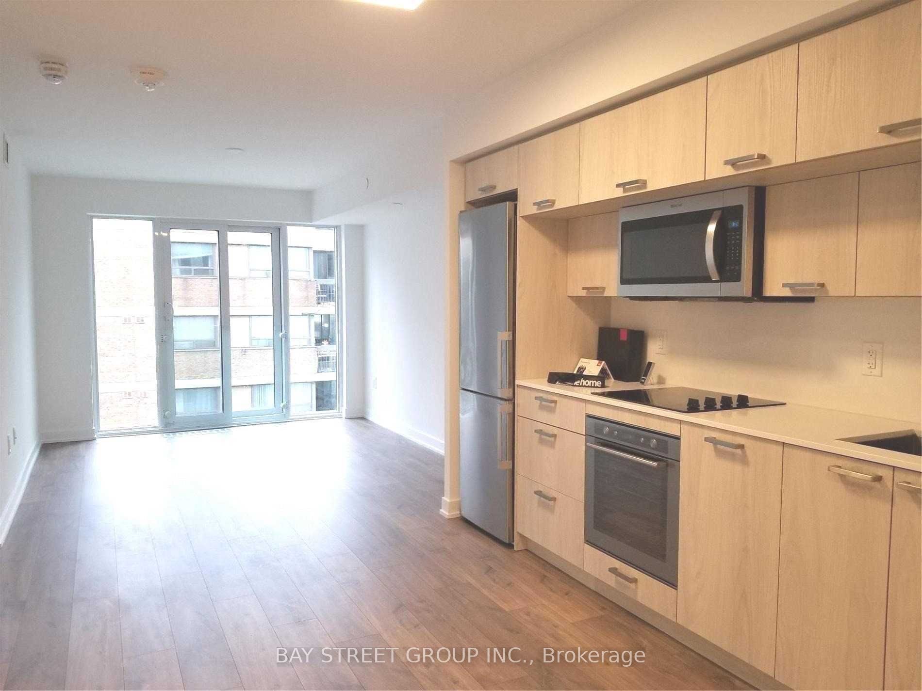 50 Mccaul Street 608, Toronto, ON M5T 0B6 photo 4