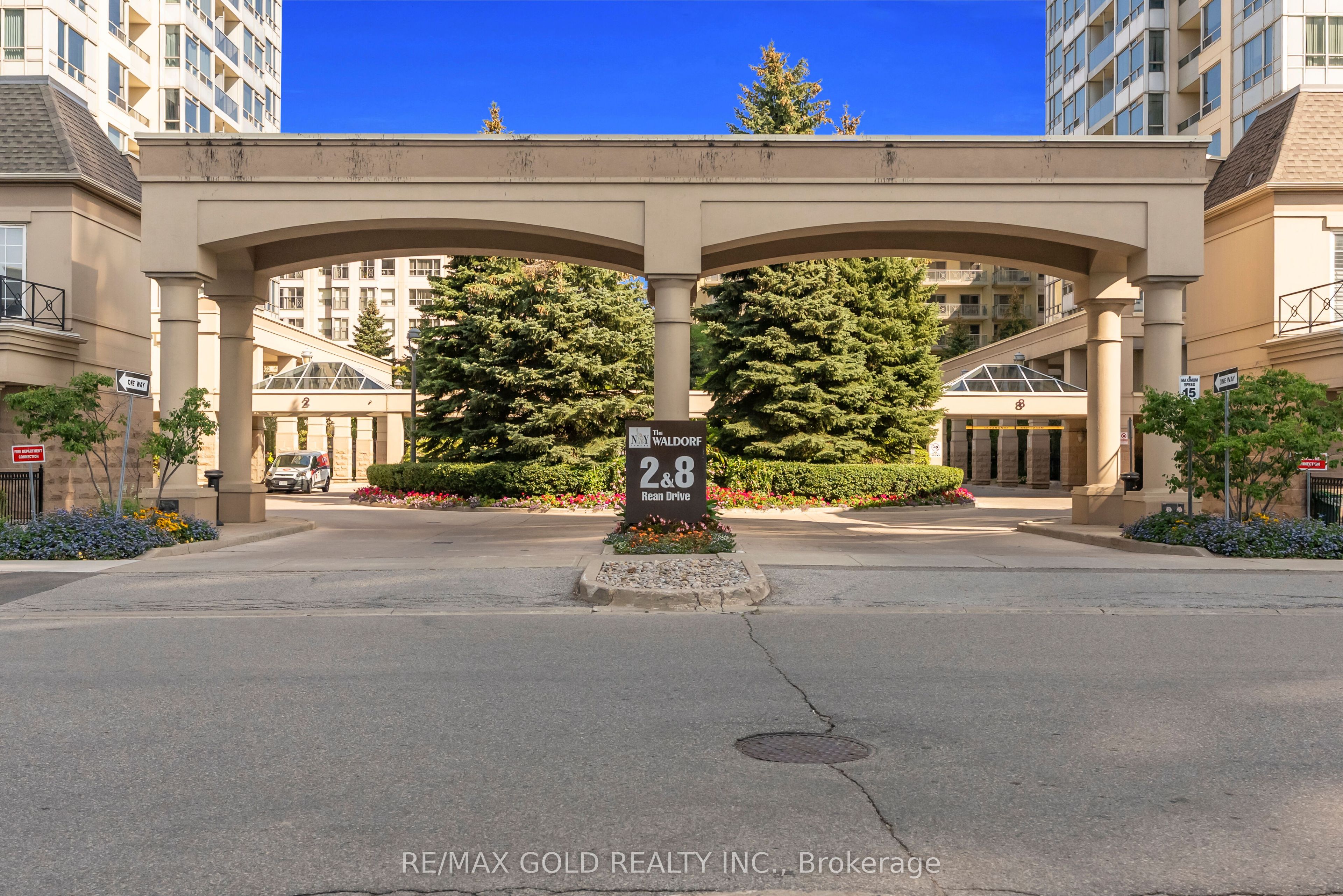 2 Rean Drive 1001, Toronto, ON M2K 3B8 photo 4