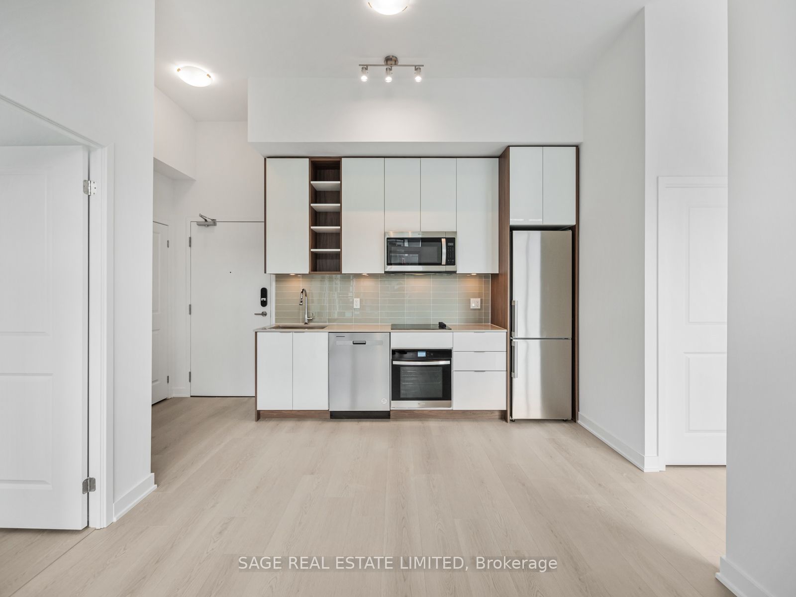 543 Richmond Street W LPH10, Toronto, ON M5V 0W9