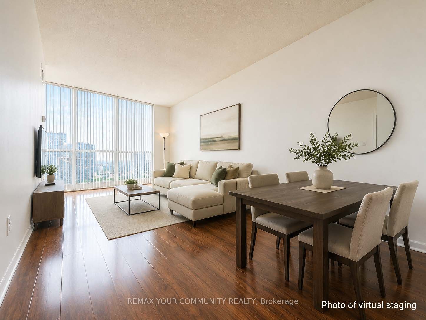 231 Fort York Boulevard 2806, Toronto, ON M5V 1B2 photo 3