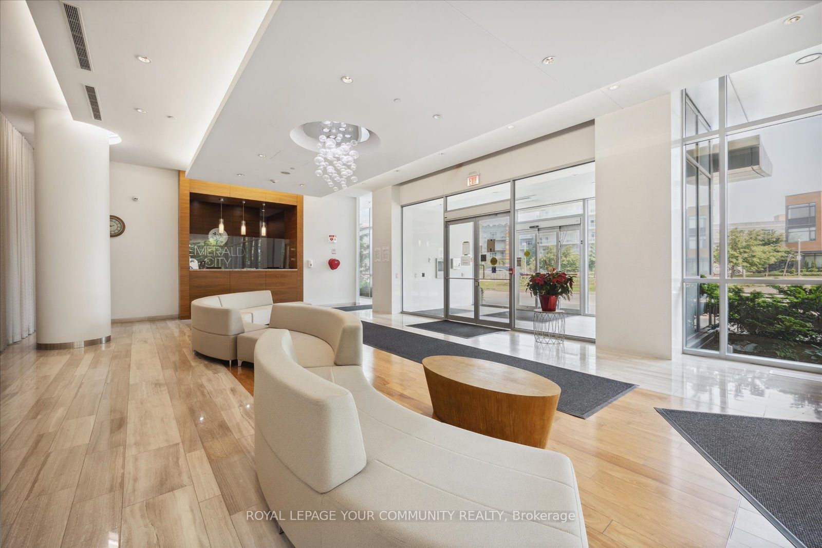 62 Forest Manor Road 807, Toronto, ON M2J 0B6 photo 4
