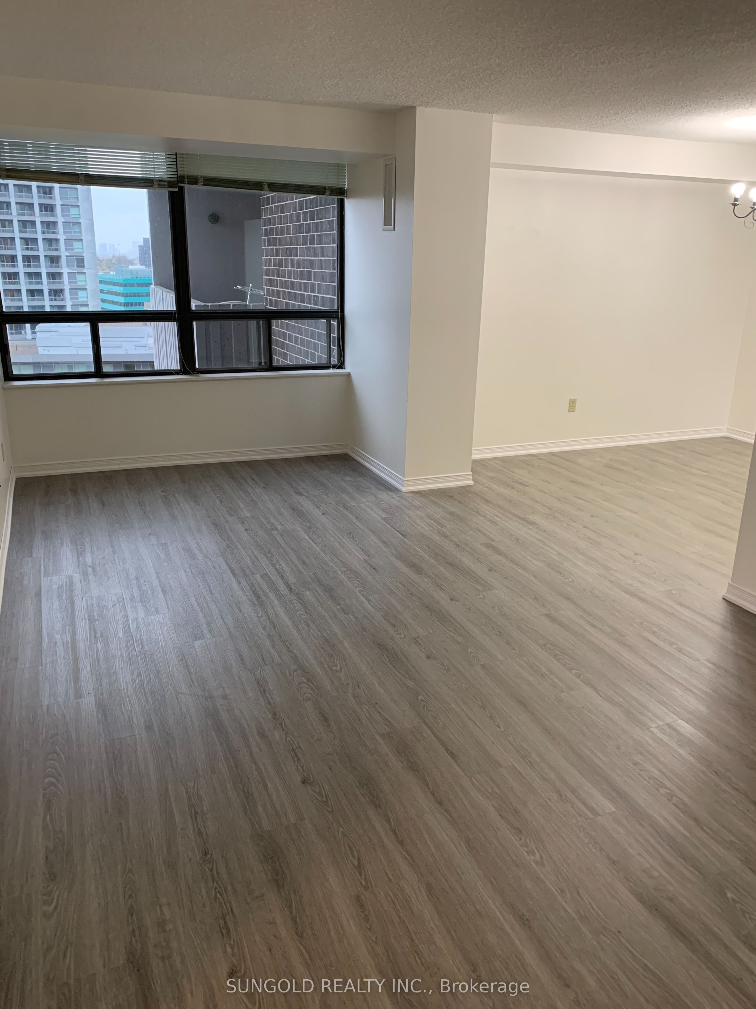 1900 Sheppard Avenue E 1207, Toronto, ON M2J 4T4 photo 4