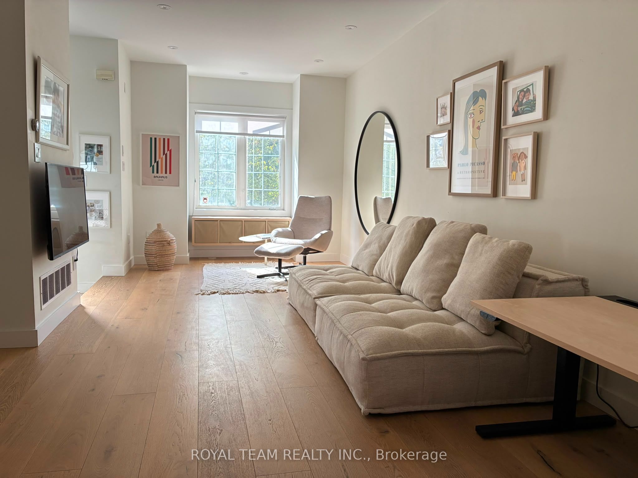 510 Ellerslie Avenue, Toronto, ON M2R 1C4 photo 2