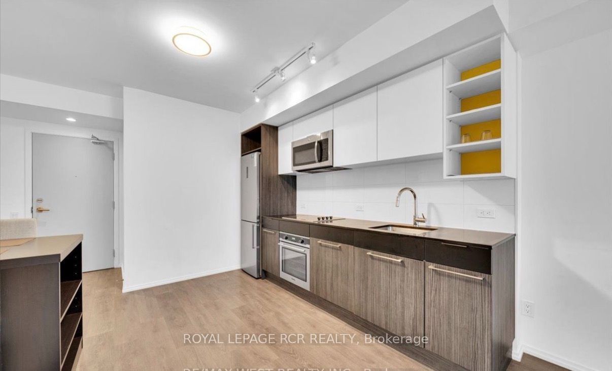 68 Shuter Street 2307, Toronto, ON M5B 1B4 photo 4