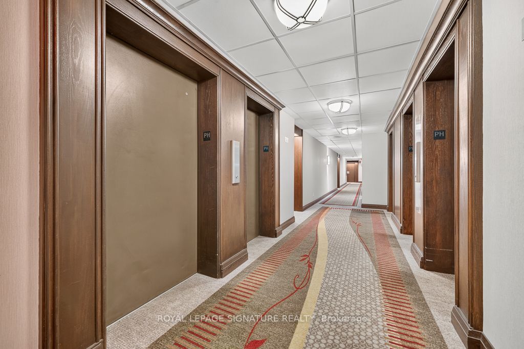 30 Greenfield Avenue PH14, Toronto, ON M2N 6N3 photo 5