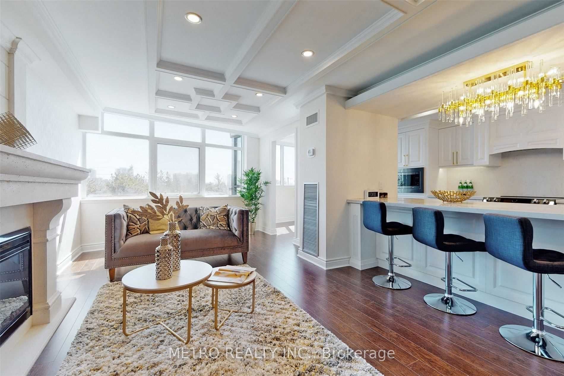90 Fisherville Road 406, Toronto, ON M2R 3J9 photo 2