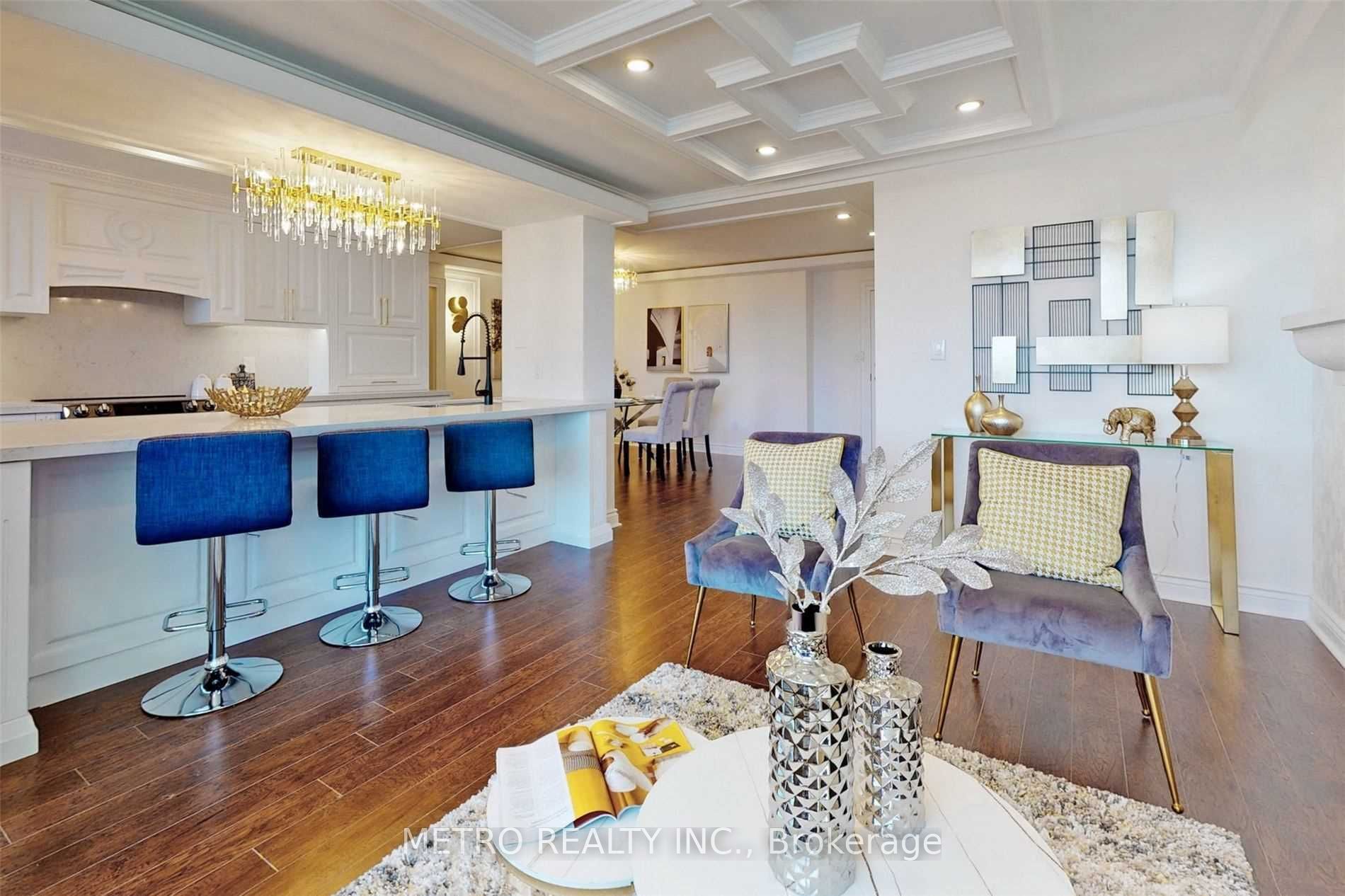 90 Fisherville Road 406, Toronto, ON M2R 3J9 photo 4