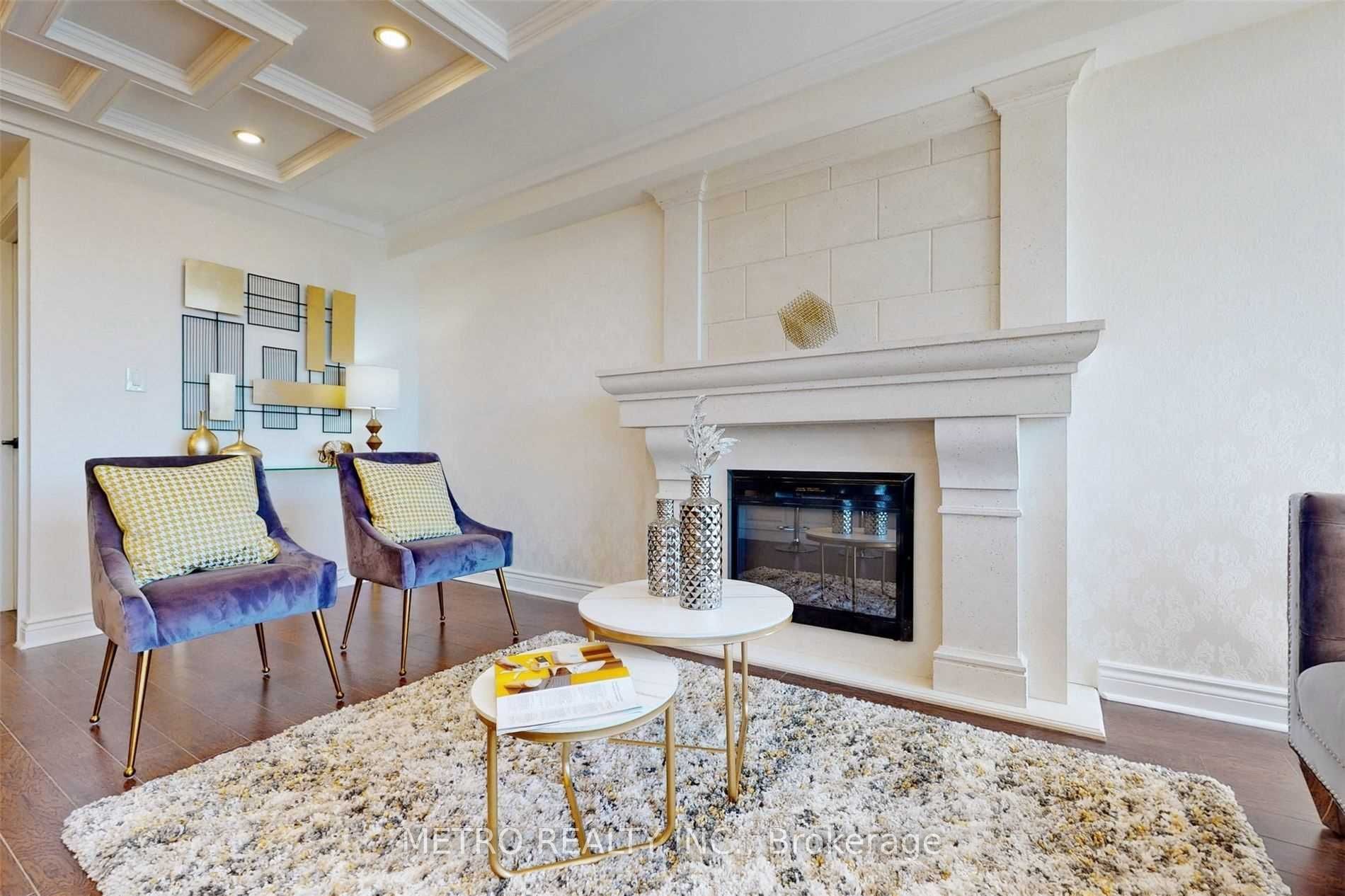 90 Fisherville Road 406, Toronto, ON M2R 3J9 photo 5