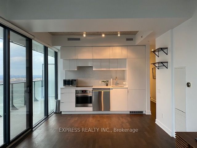 185 Roehampton Avenue 1903, Toronto, ON M4P 0C6 photo 3