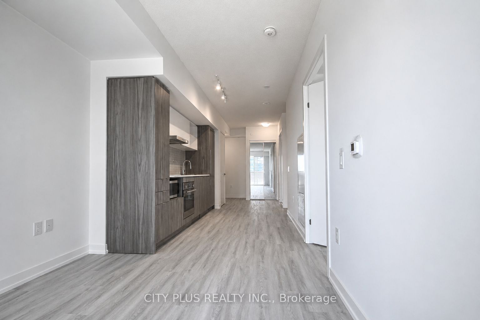 55 Cooper Street 1710, Toronto, ON M5E 0G1 photo 4