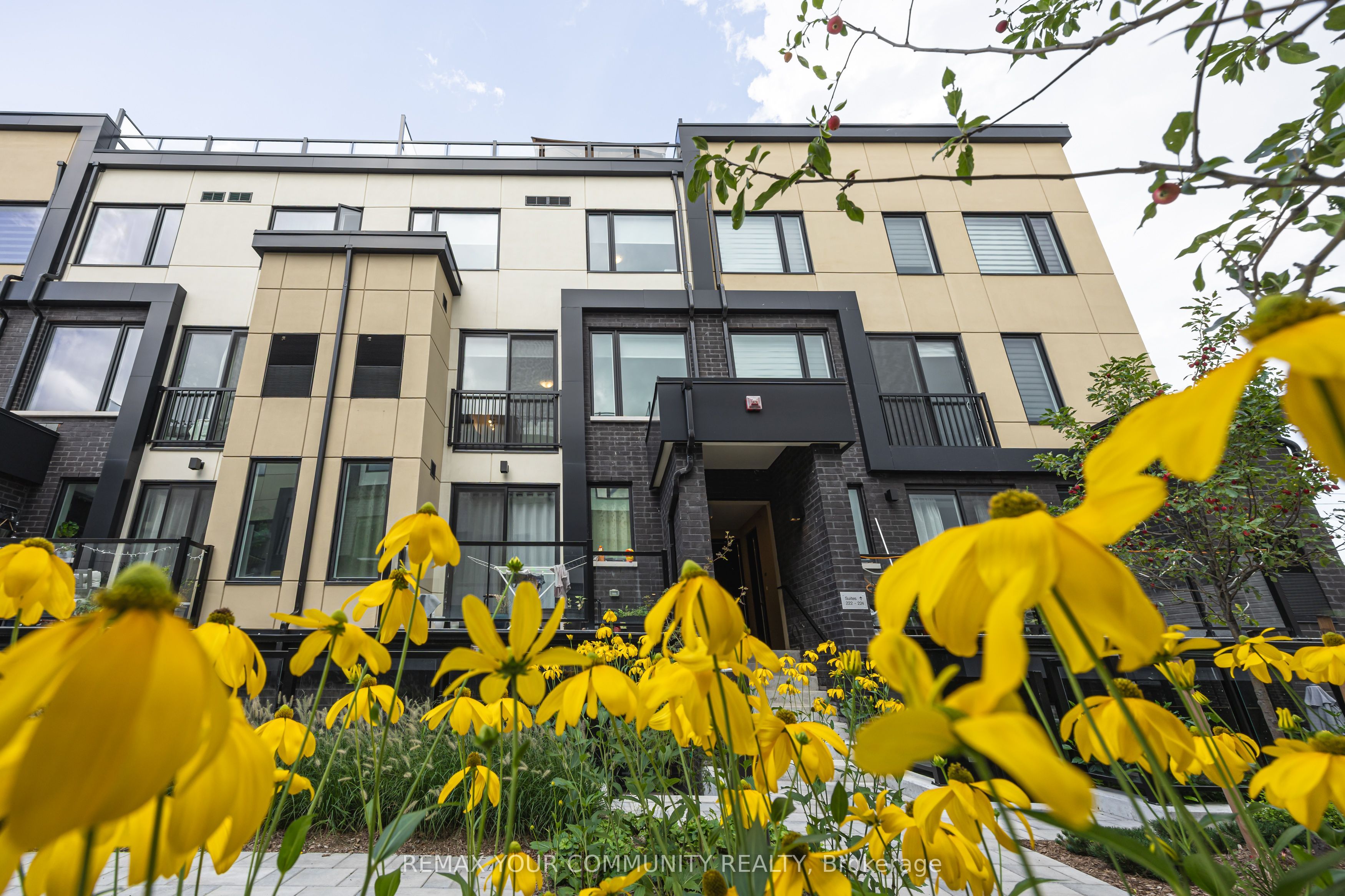 1650 Victoria Park Avenue 220, Toronto, ON M1R 0G8 photo 5