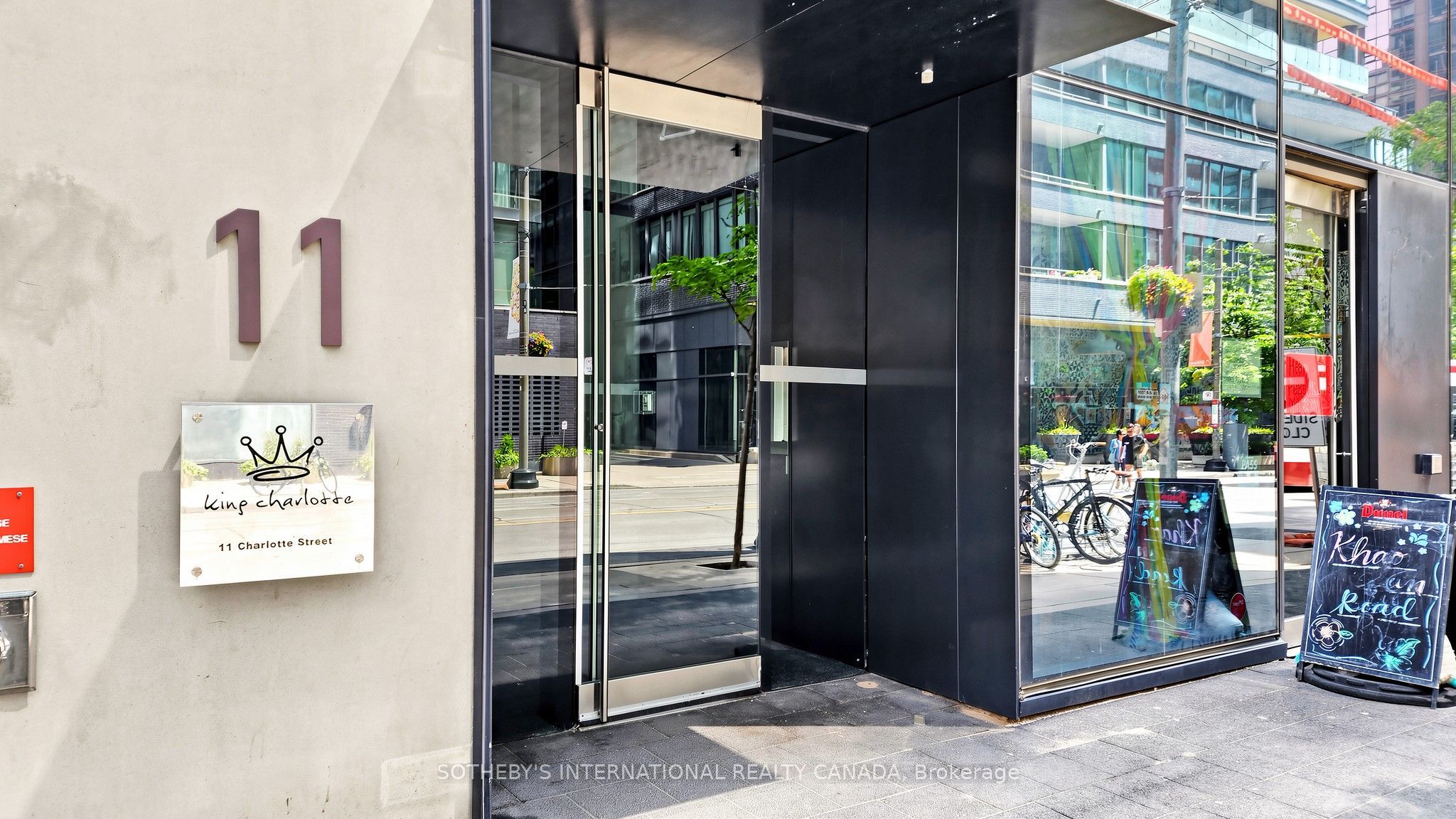 11 Charlotte Street 2807, Toronto, ON M5V 0M6 photo 3