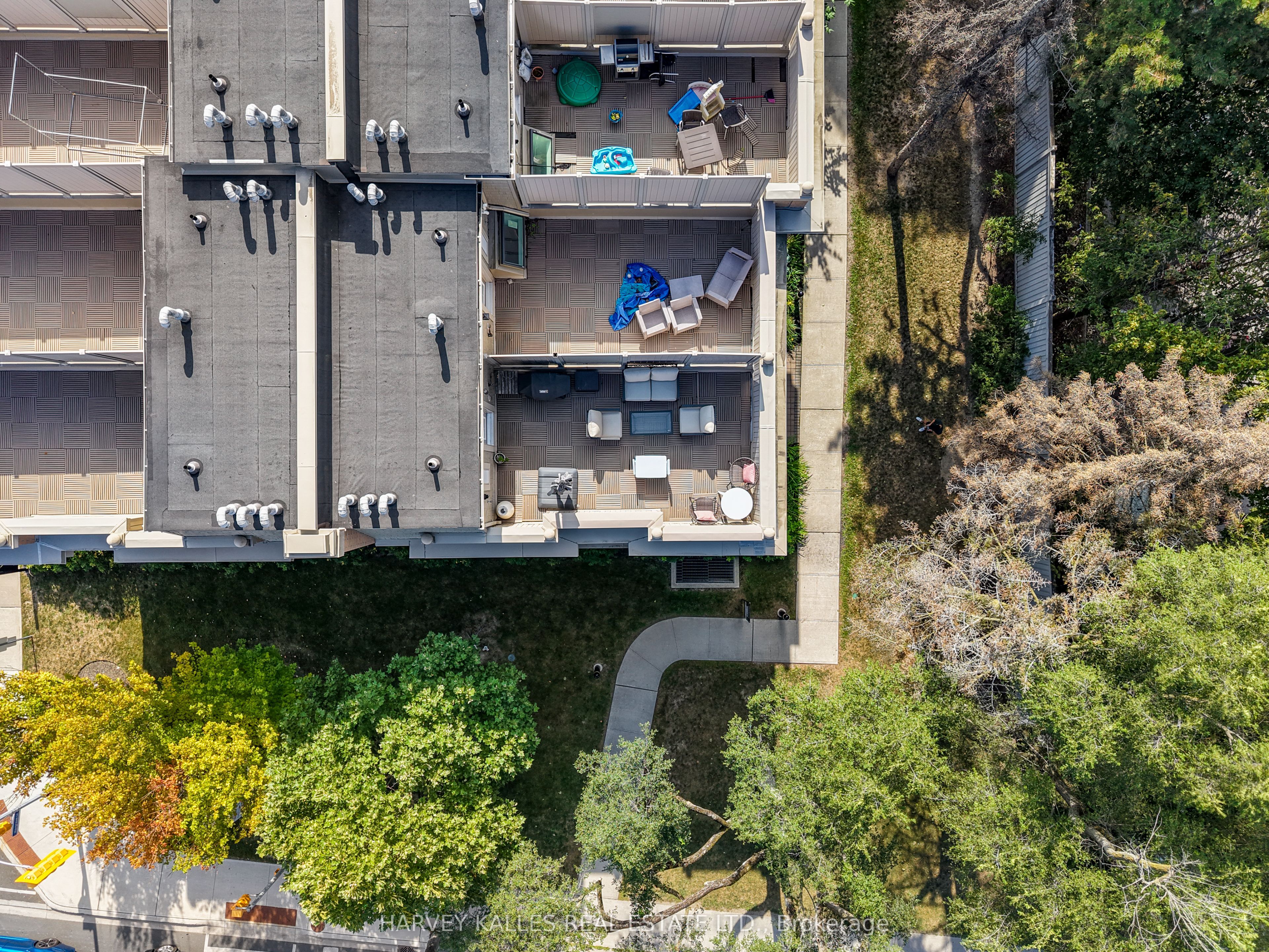 70 Hargrave Lane 7, Toronto, ON M4N 0A4 photo 4