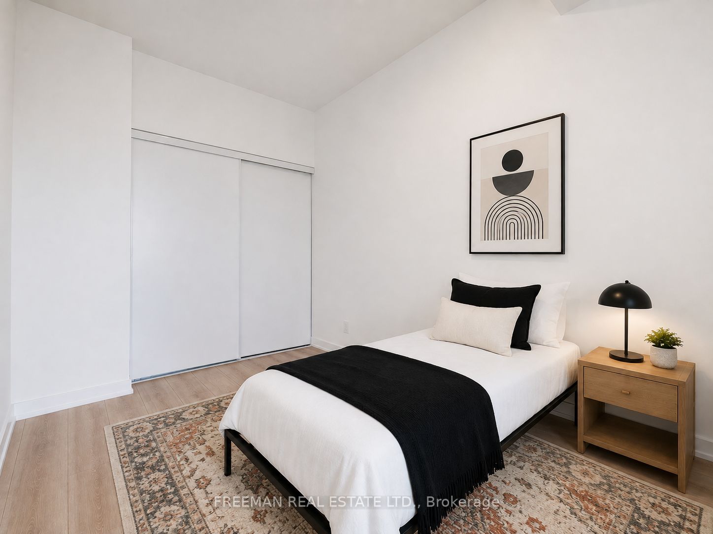 500 Dupont Street 606, Toronto, ON M6G 0B8 photo 5