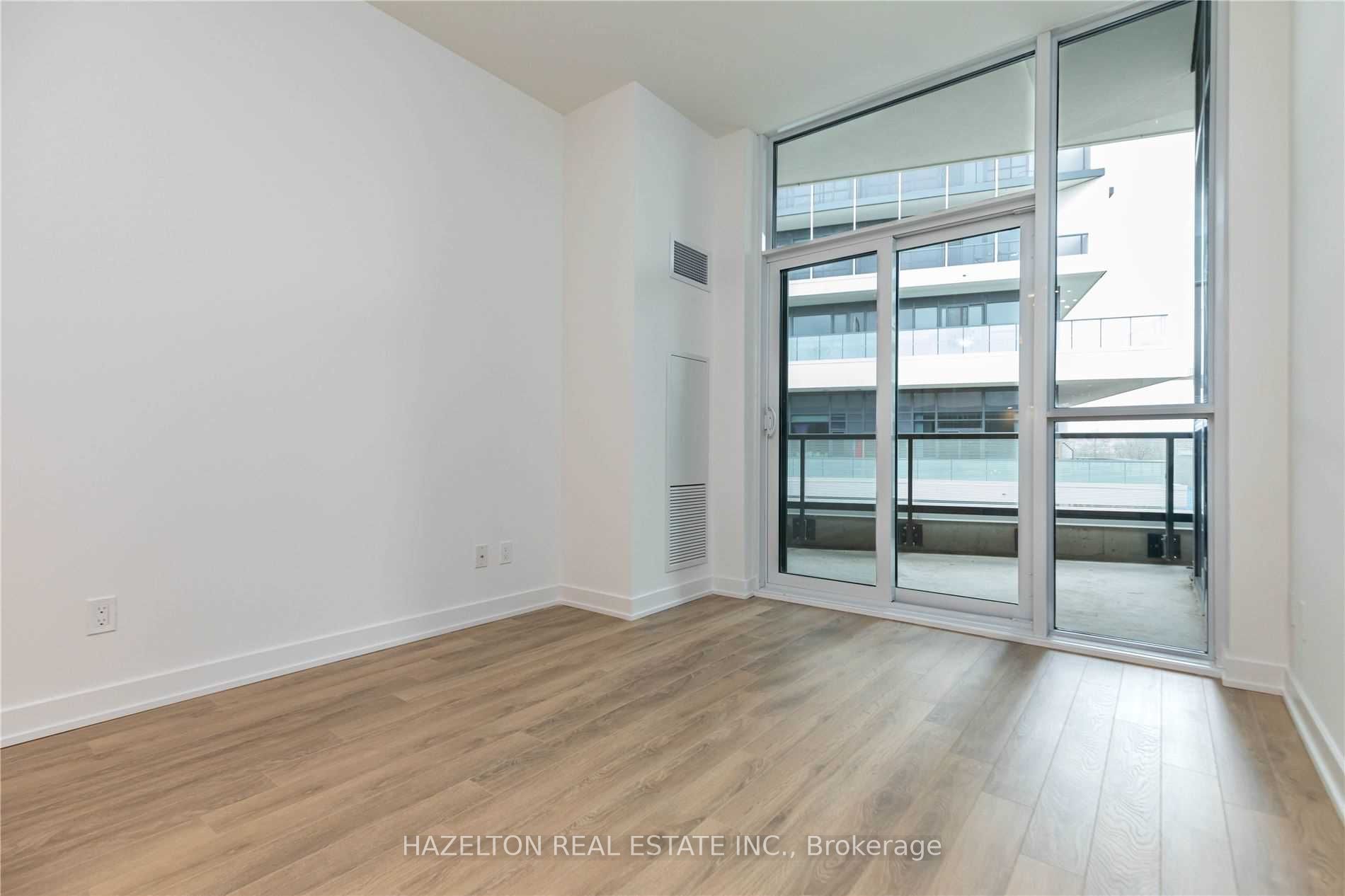 50 Ordnance Street 419, Toronto, ON M6K 1A2 photo 3