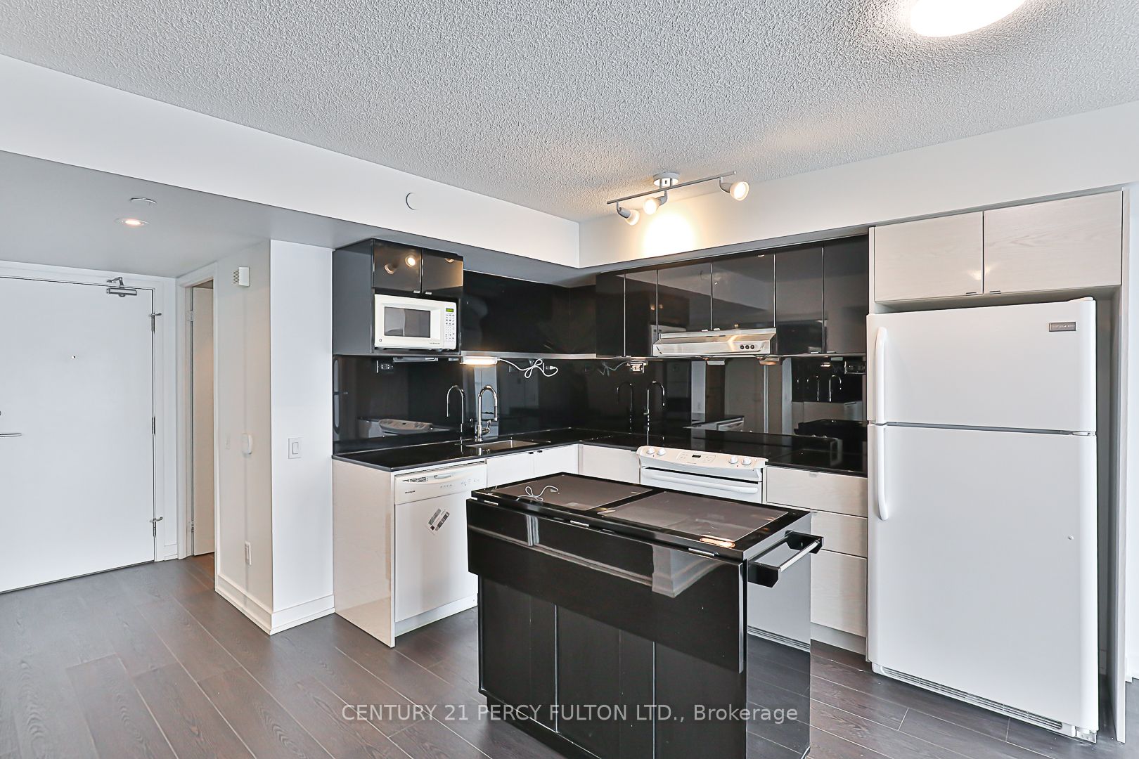 72 Esther Shiner Boulevard 309, Toronto, ON M2K 0C4 photo 4