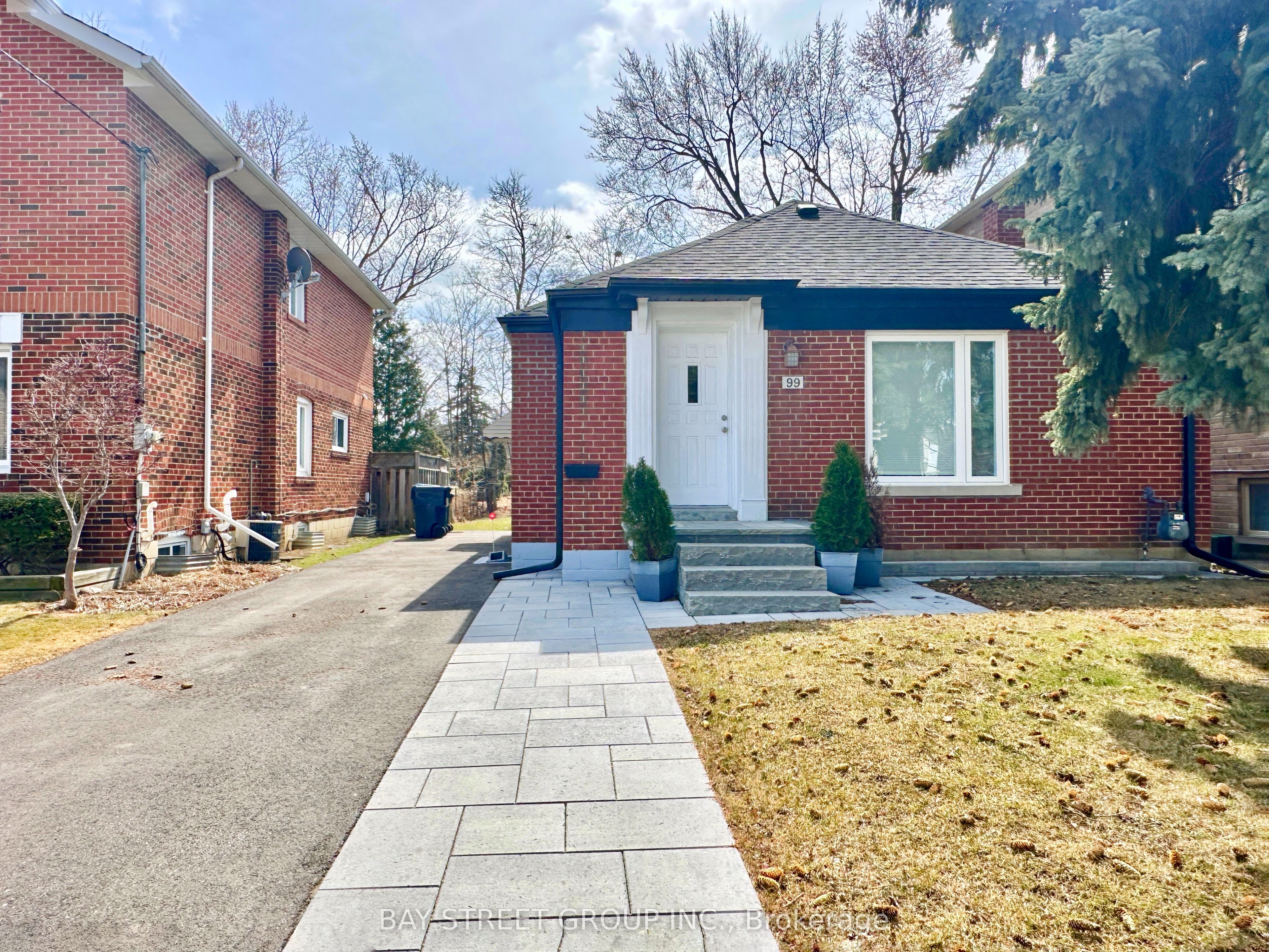 99 Park Home Avenue, Toronto, ON M2N 1W7 photo 3